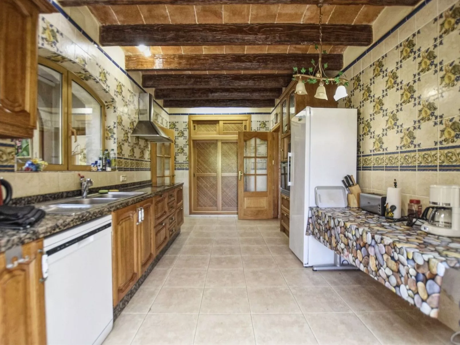 In Campos mit Privatem Pool - Binnen