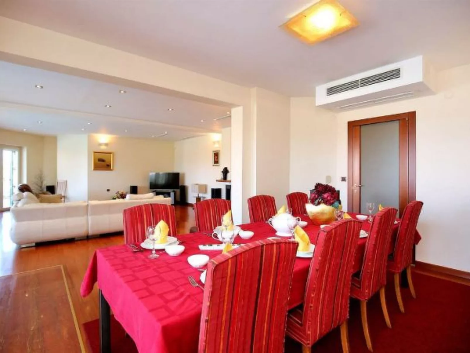 Magnificent Villa Clara with big pool - Image-tags.info