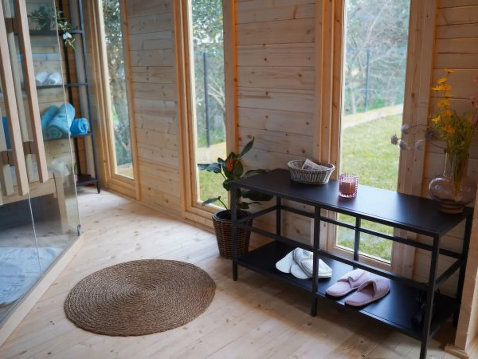 Villa Royal with heated pool - Image-tags.info