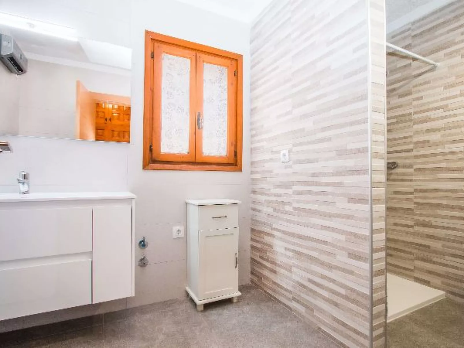 Villa Erik - PlusHolidays - Image-tags.info