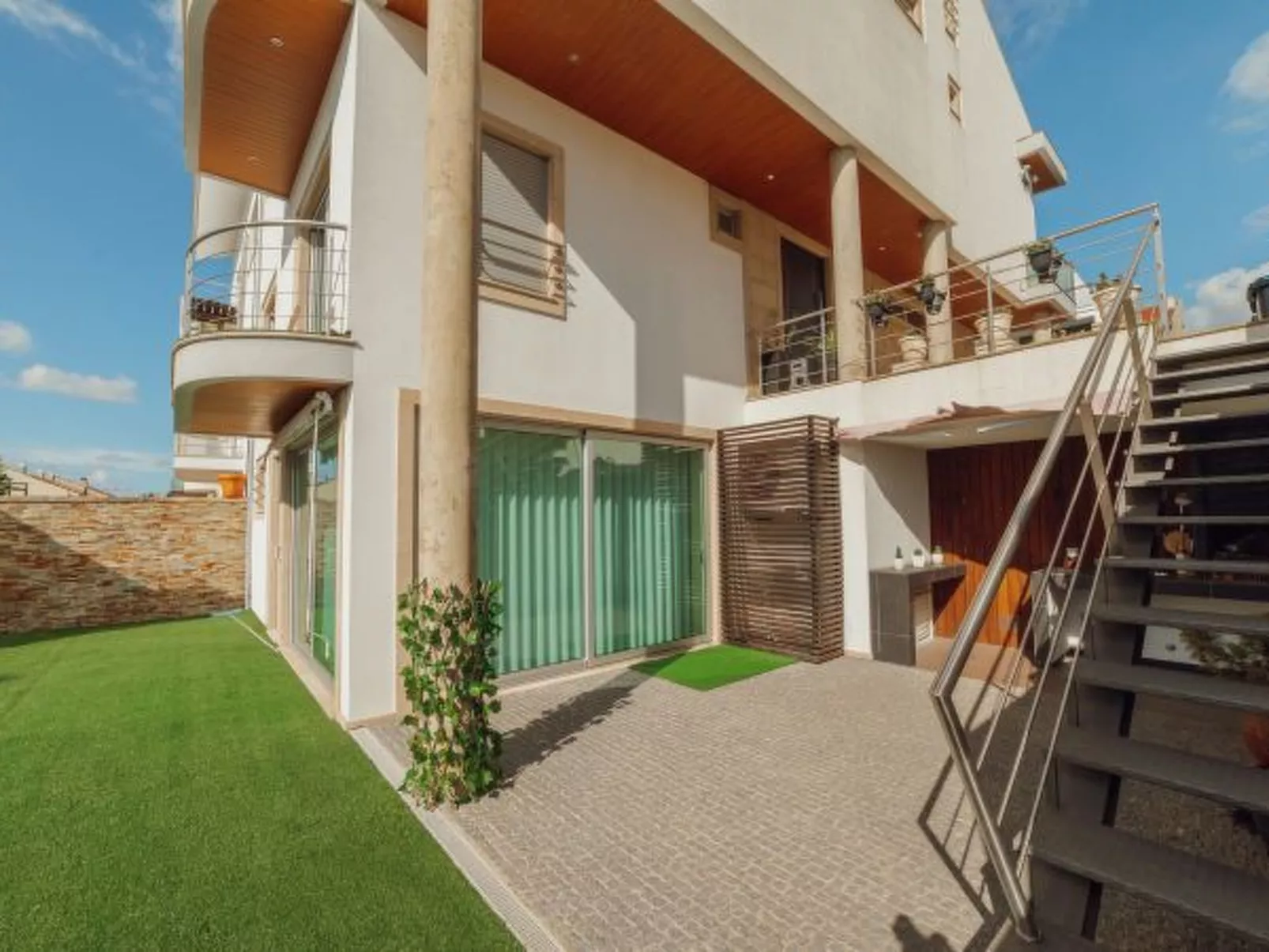 POOL & CINEMA VILLA by VACATIONY - Buiten