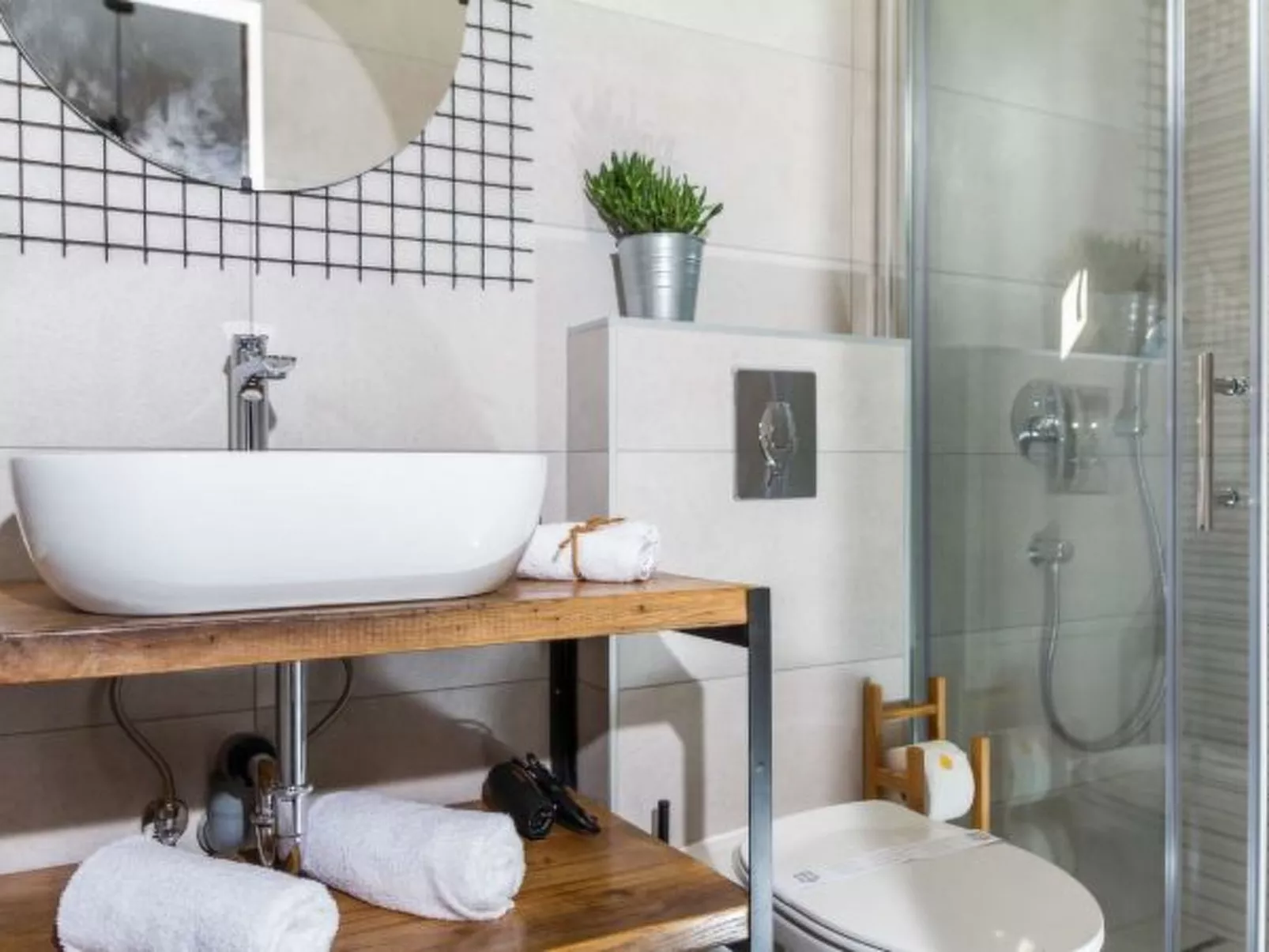 Villa Royal with heated pool - Image-tags.info