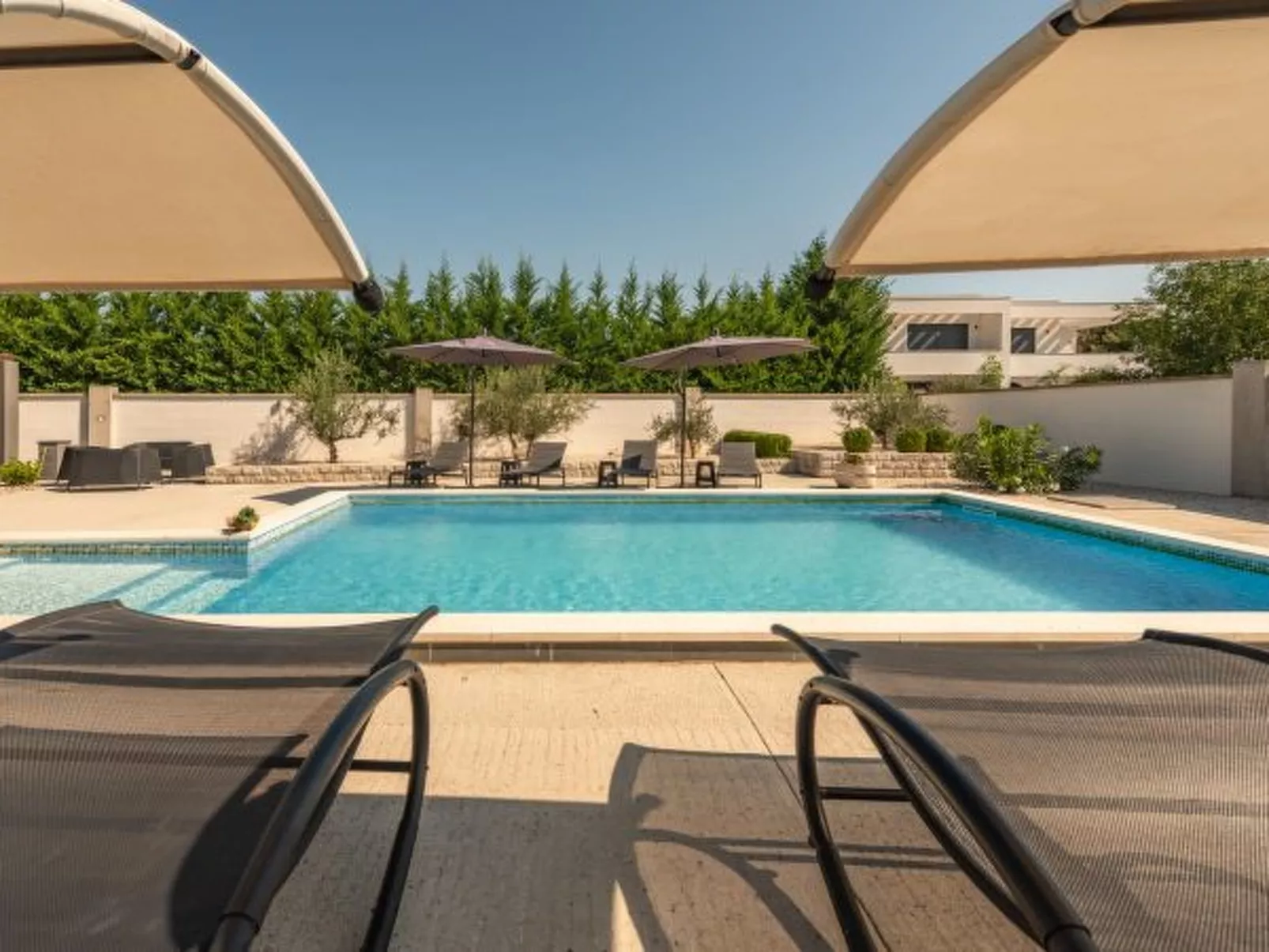 Villa Miranda with pool - Image-tags.info