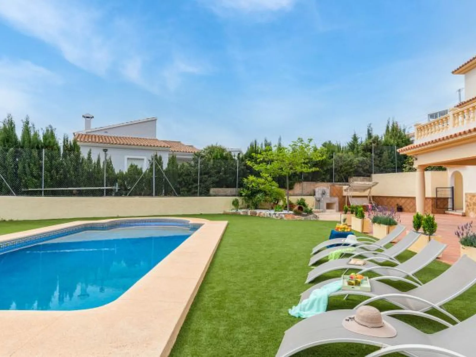 Villa Fina - PlusHolidays - Image-tags.info