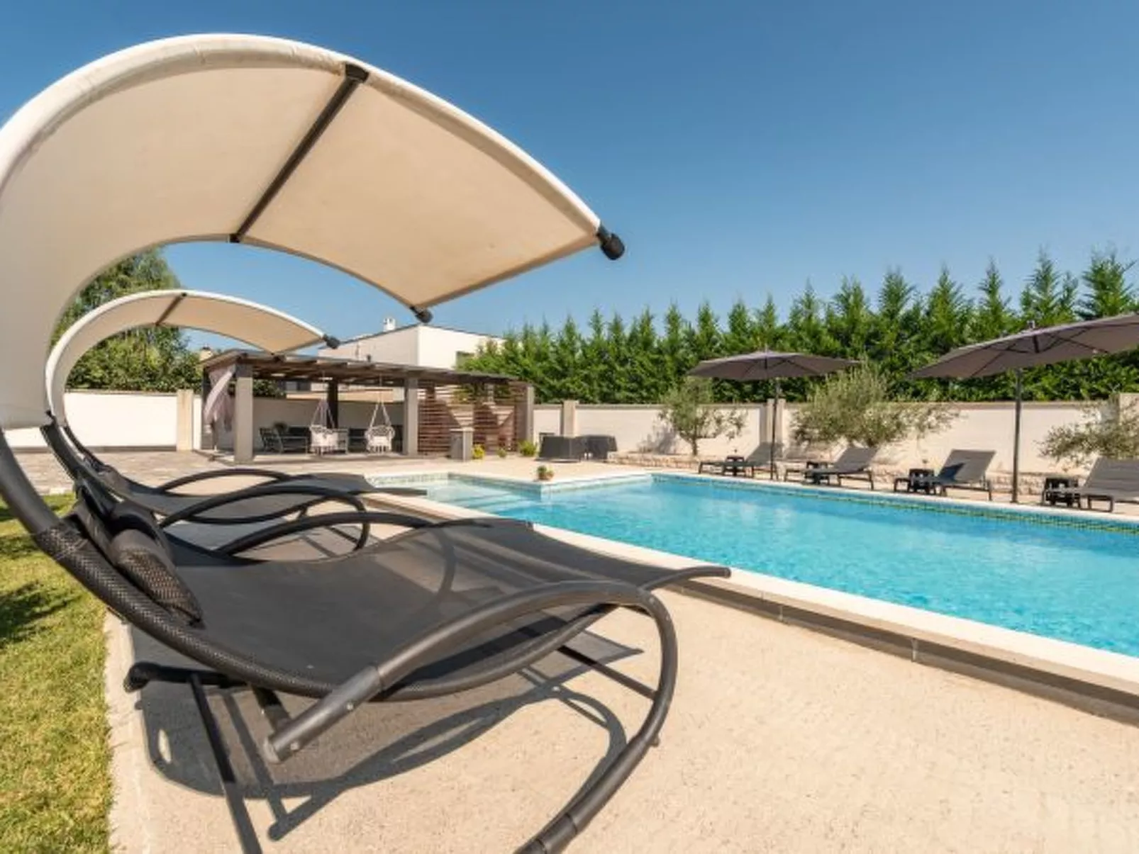 Villa Miranda with pool - Image-tags.info