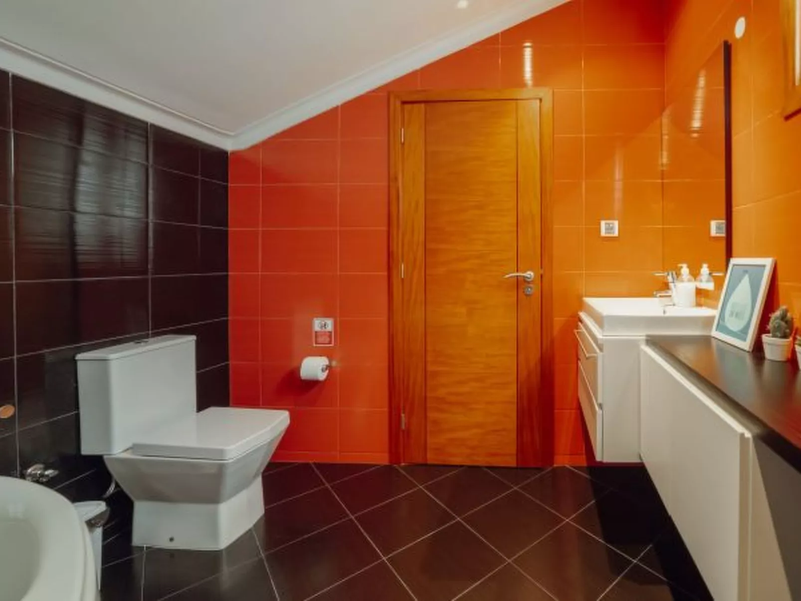 POOL & CINEMA VILLA by VACATIONY - Binnen