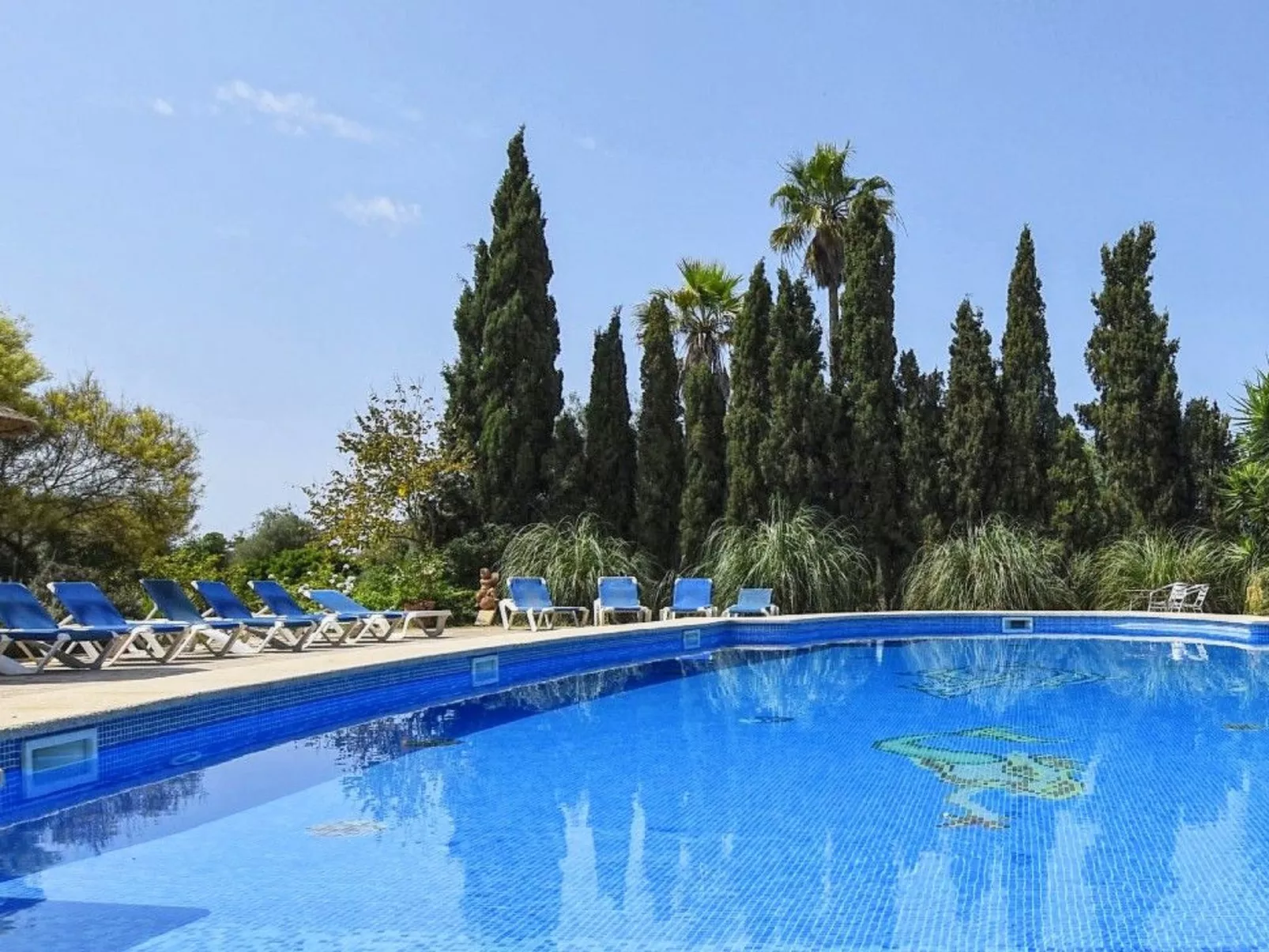 In Campos mit Privatem Pool - Buiten