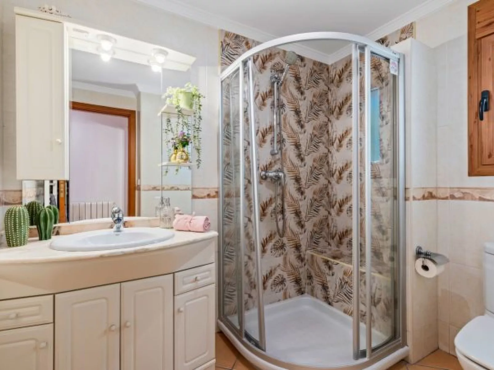 Villa Joan - PlusHolidays - Image-tags.info