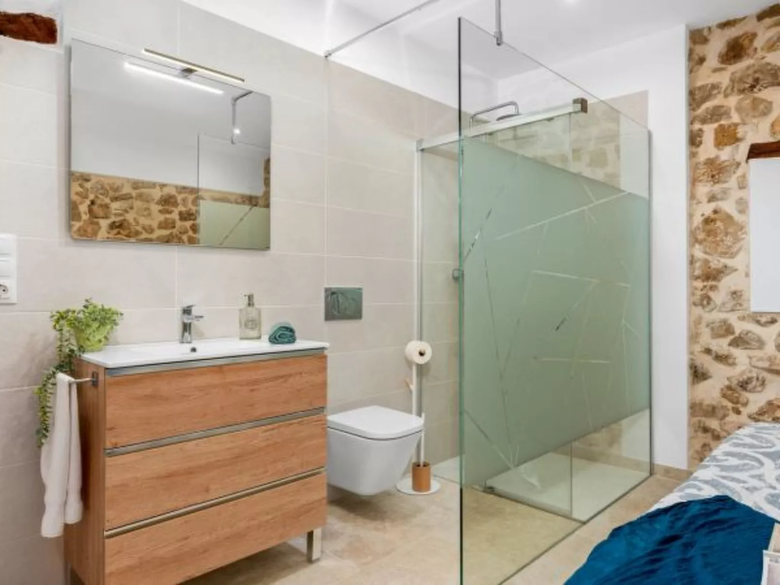 Villa Joan - PlusHolidays - Image-tags.info