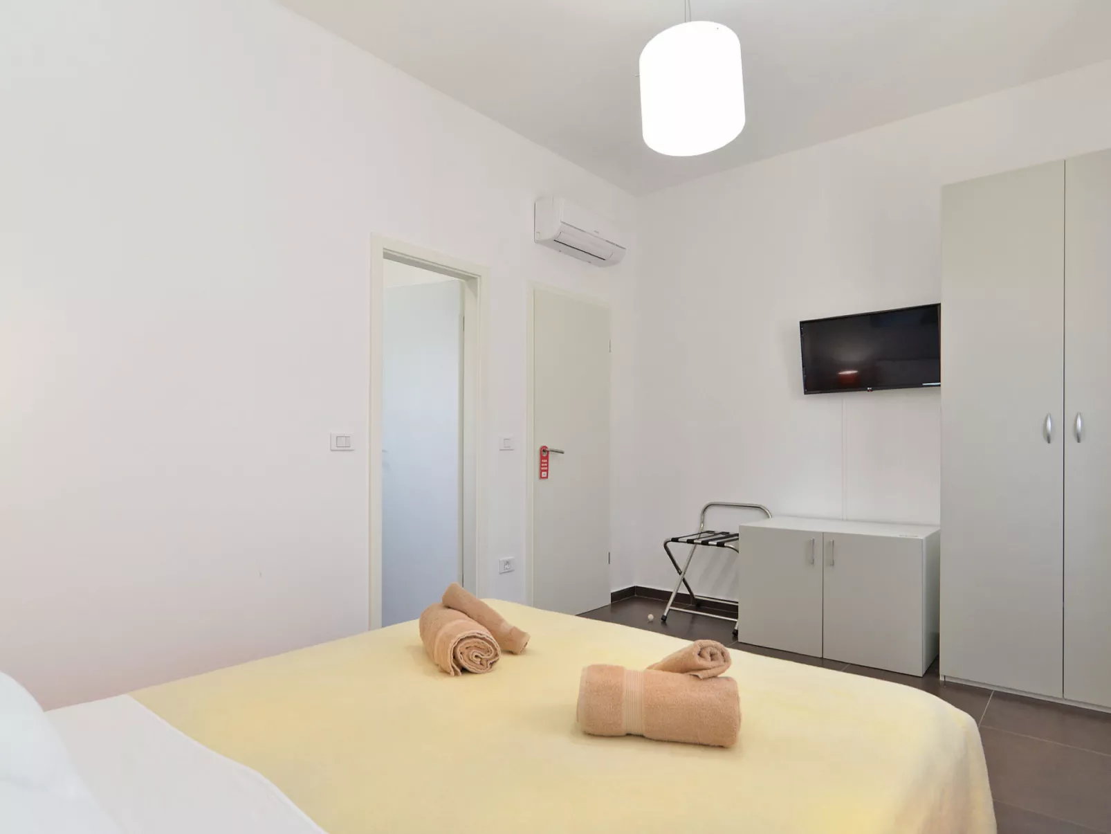 Villa 1519 - Image-tags.info