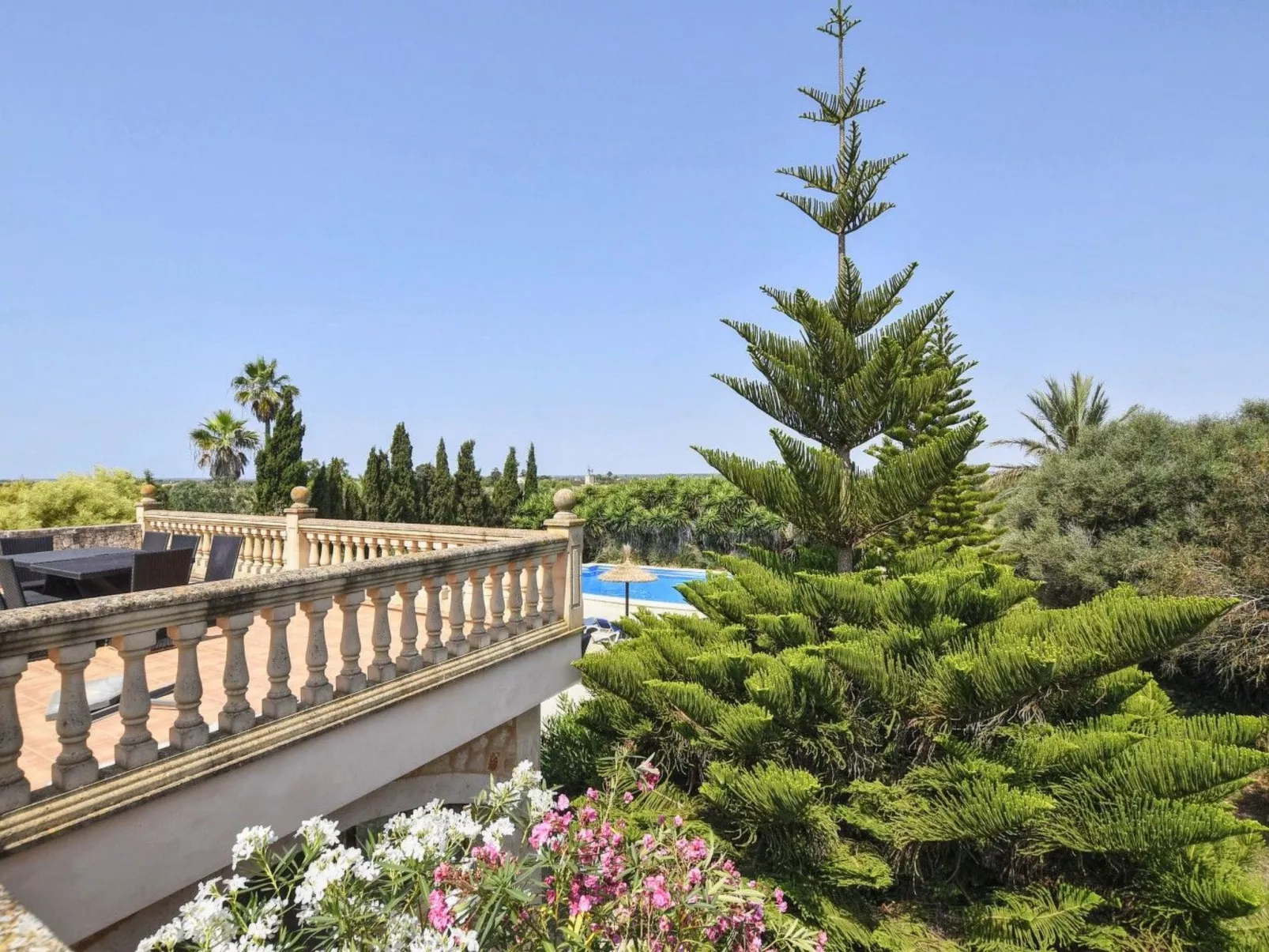 In Campos mit Privatem Pool - Buiten