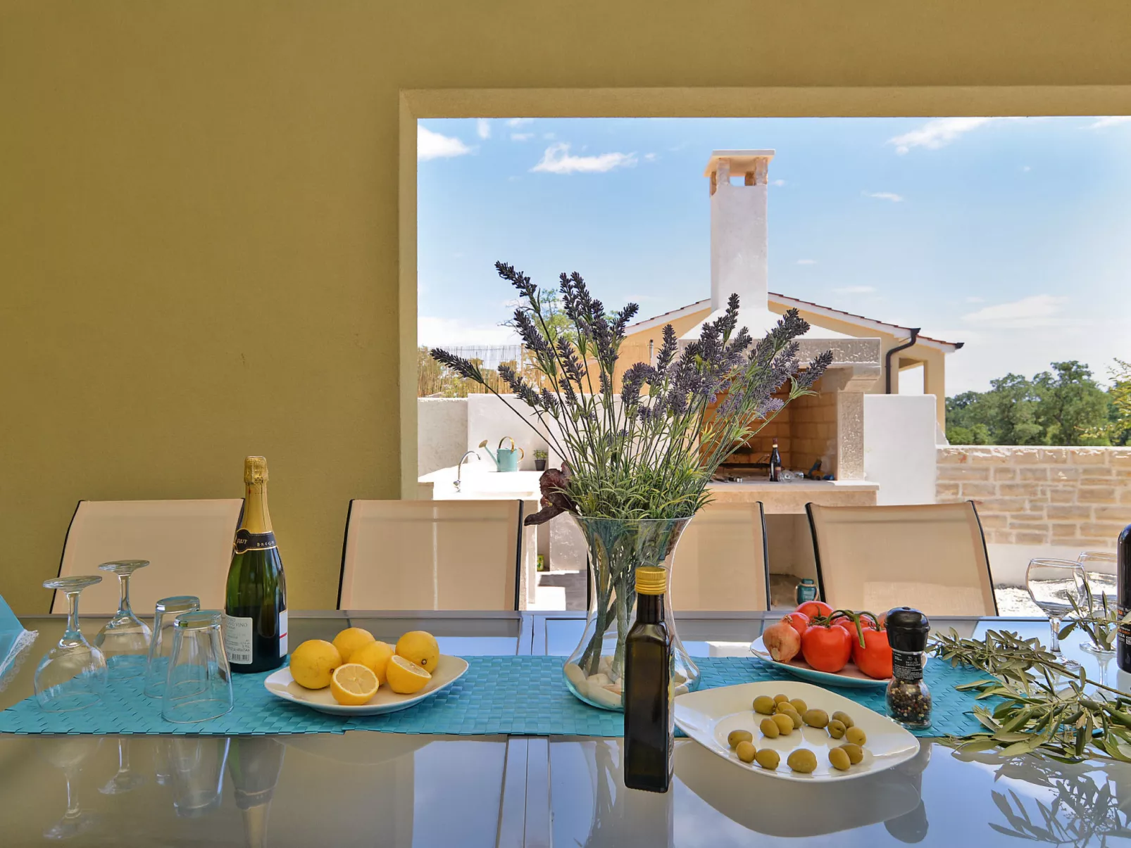 Villa 1519 - Image-tags.info