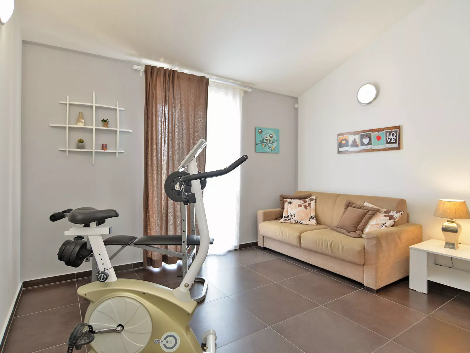 Villa 1519 - Image-tags.info