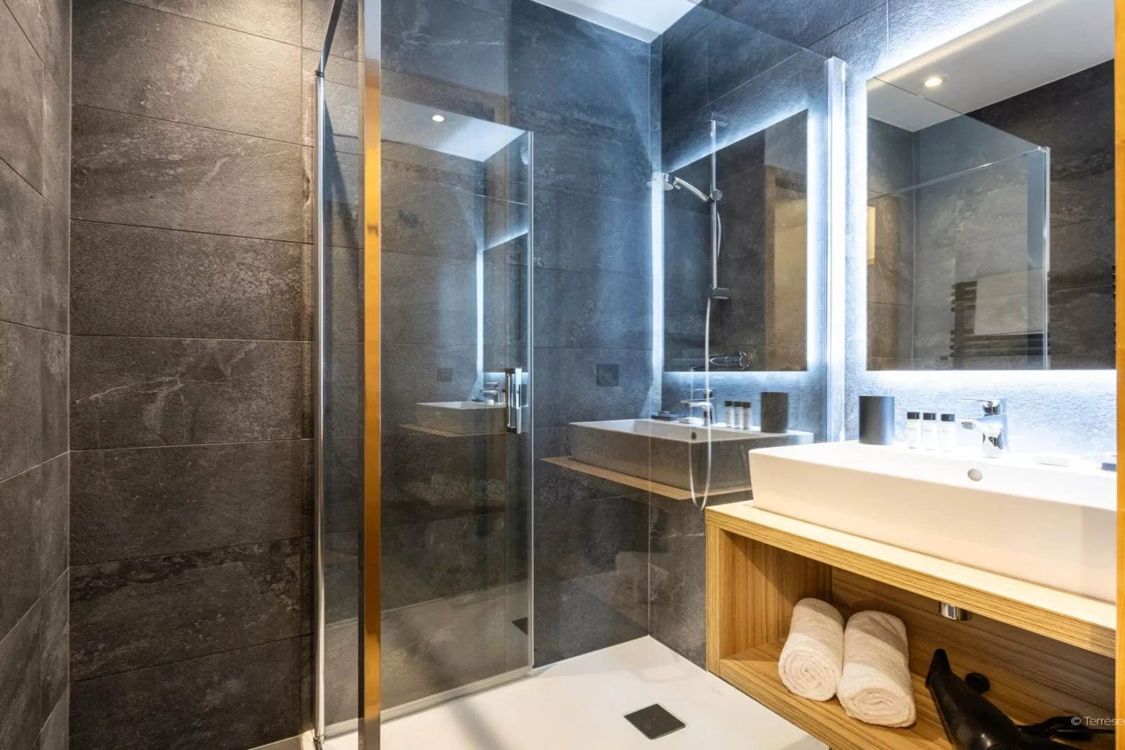 CHAPELLE DABONDANCE Le Flocon Blanc A26S - Badkamer