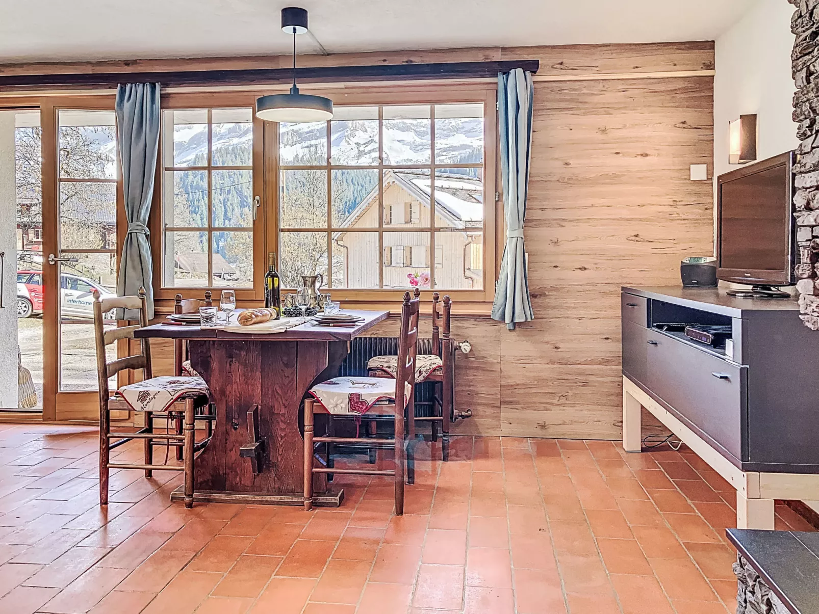 Chalet l'Aube - Binnen