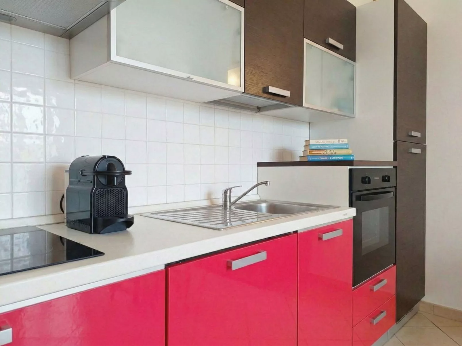 Vacanze Nespolo - Binnen