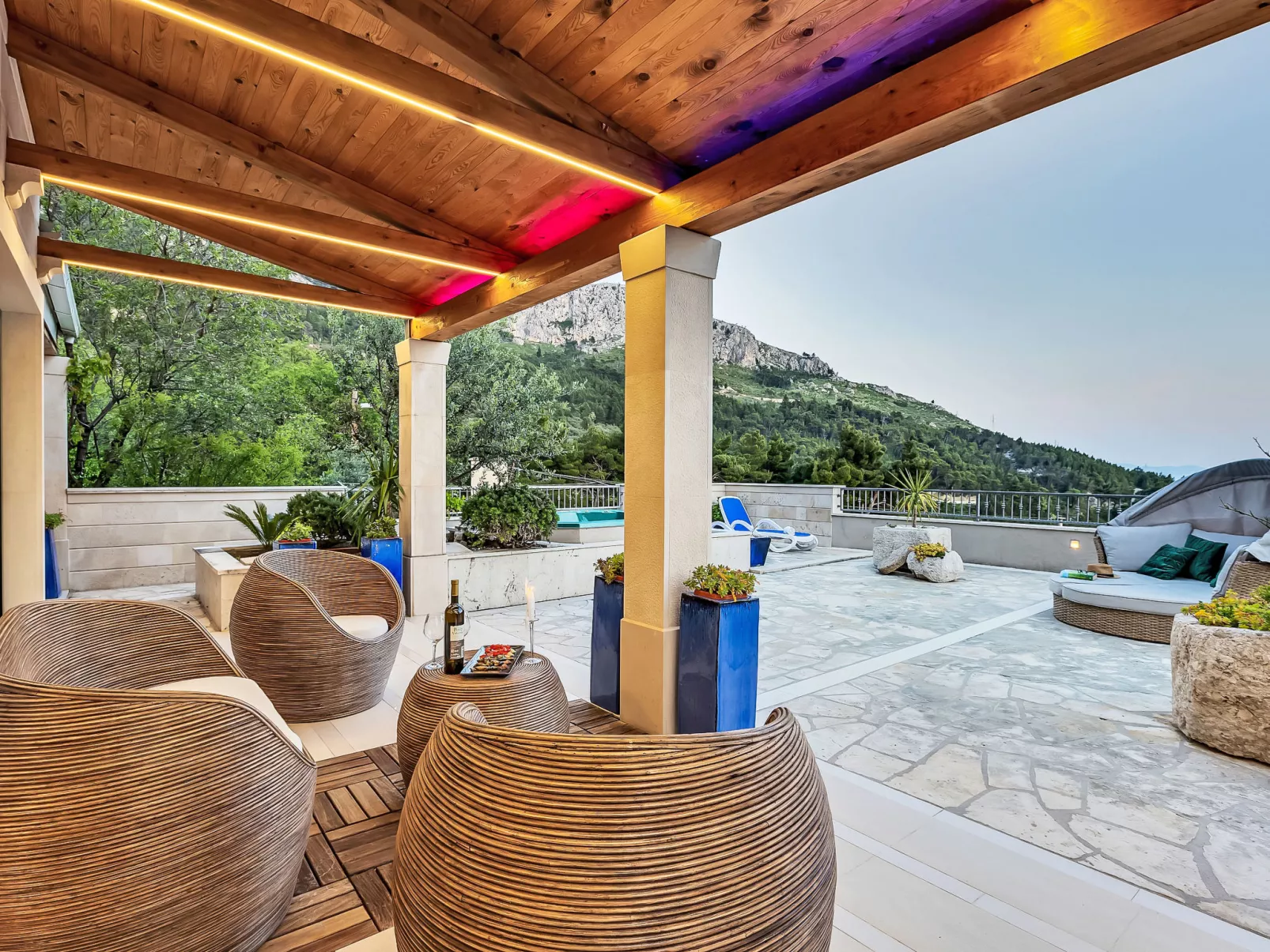 "Villa Rita" mit Blick auf das Wasser - Binnen