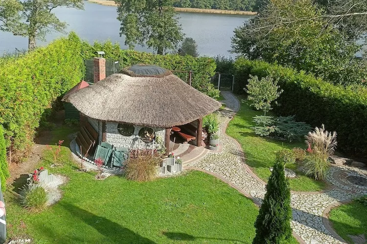 	Dom wakacyjny nad jeziorem Goszcza w Lubrzy dla max 5 osób - Tuinen zomer