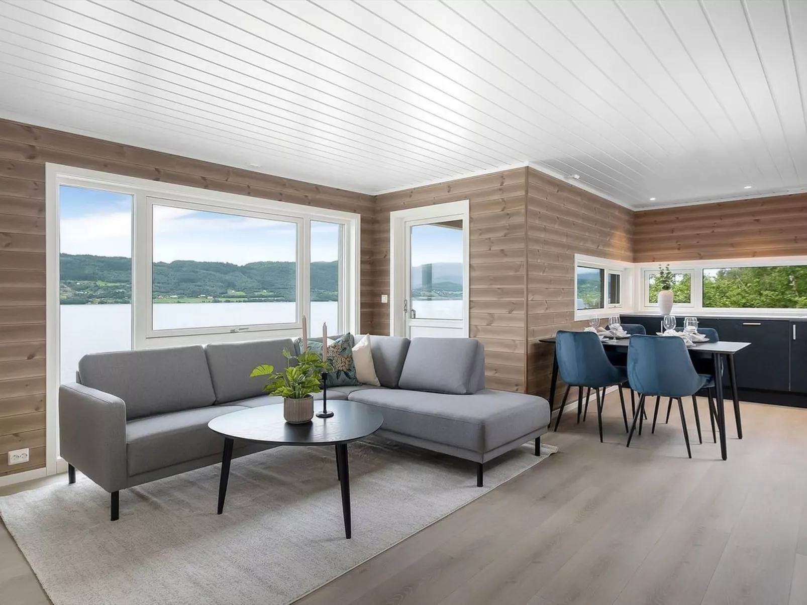 Blockhaus am Fjord - Image-tags.info