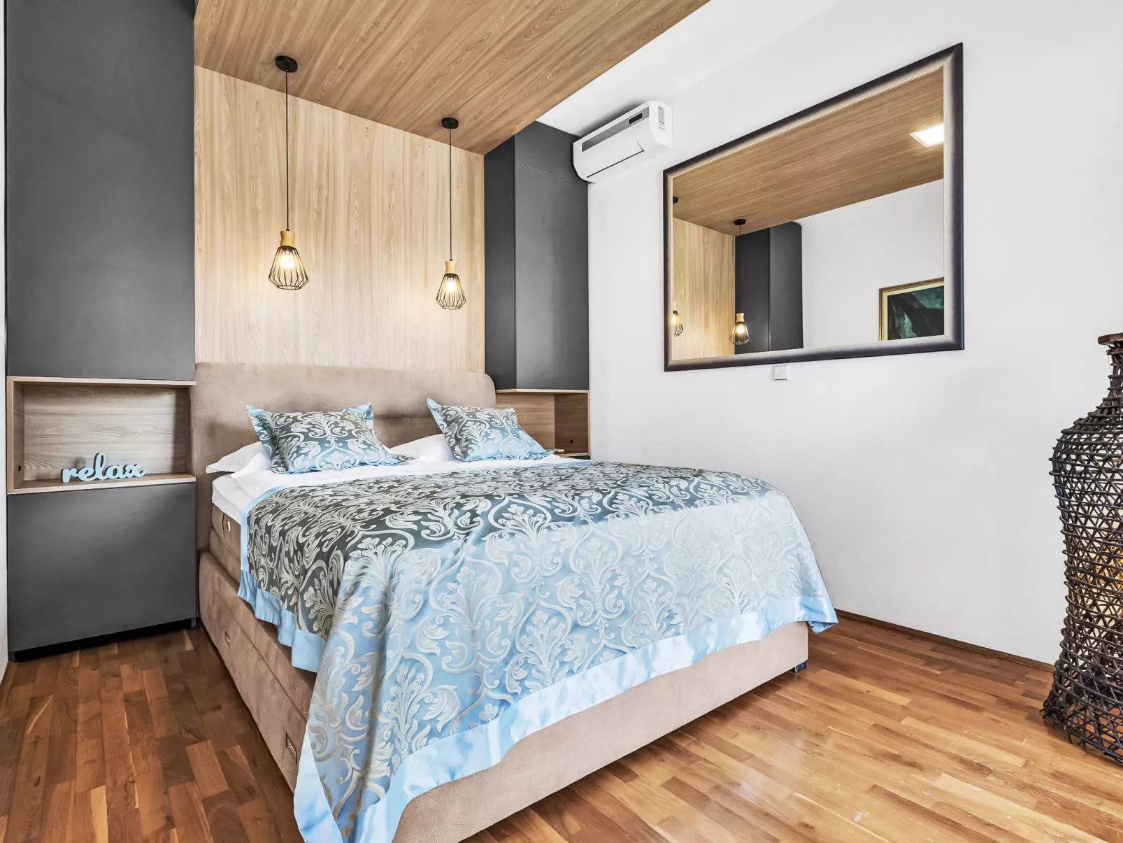 "Villa Rita" mit Blick auf das Wasser - Binnen