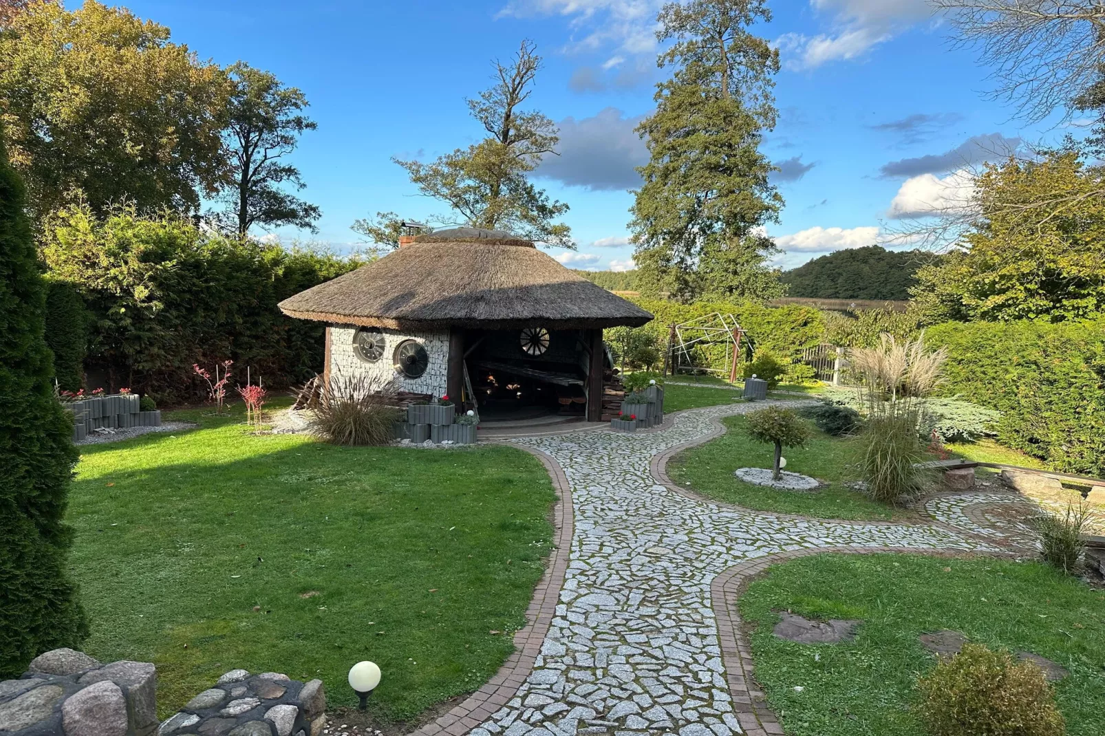 	Dom wakacyjny nad jeziorem Goszcza w Lubrzy dla max 5 osób - Tuinen zomer