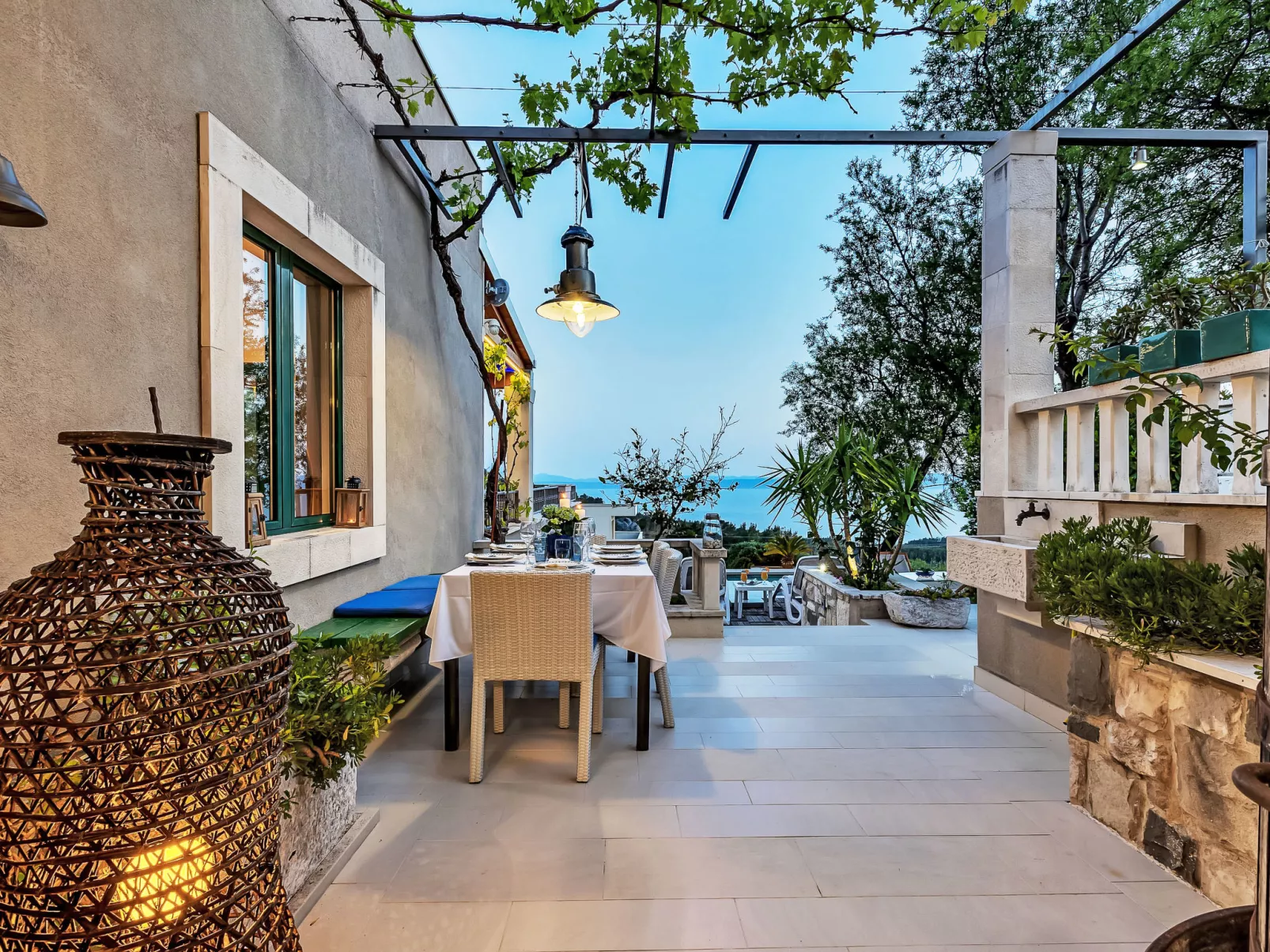 "Villa Rita" mit Blick auf das Wasser - Buiten