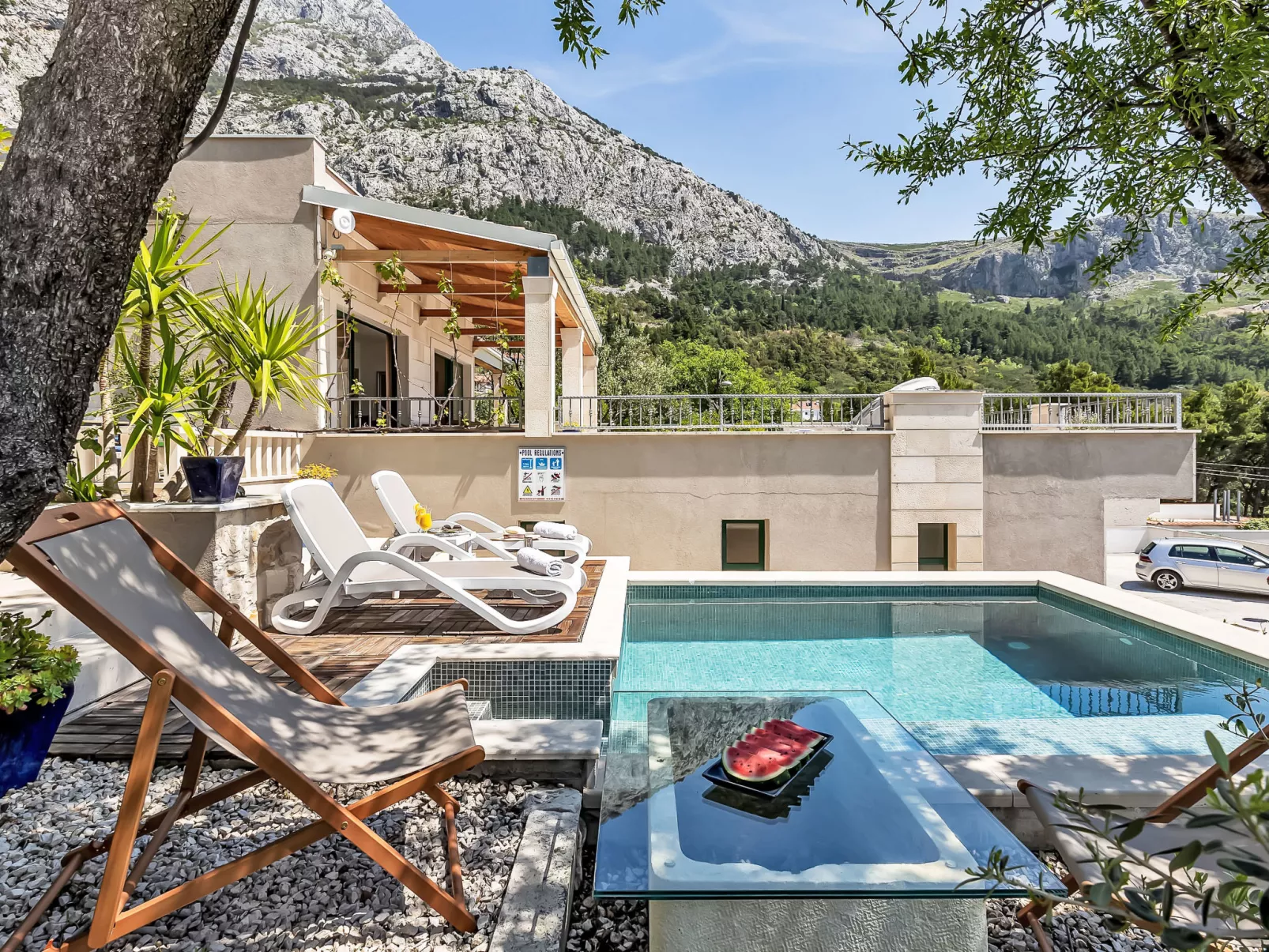 "Villa Rita" mit Blick auf das Wasser - Buiten