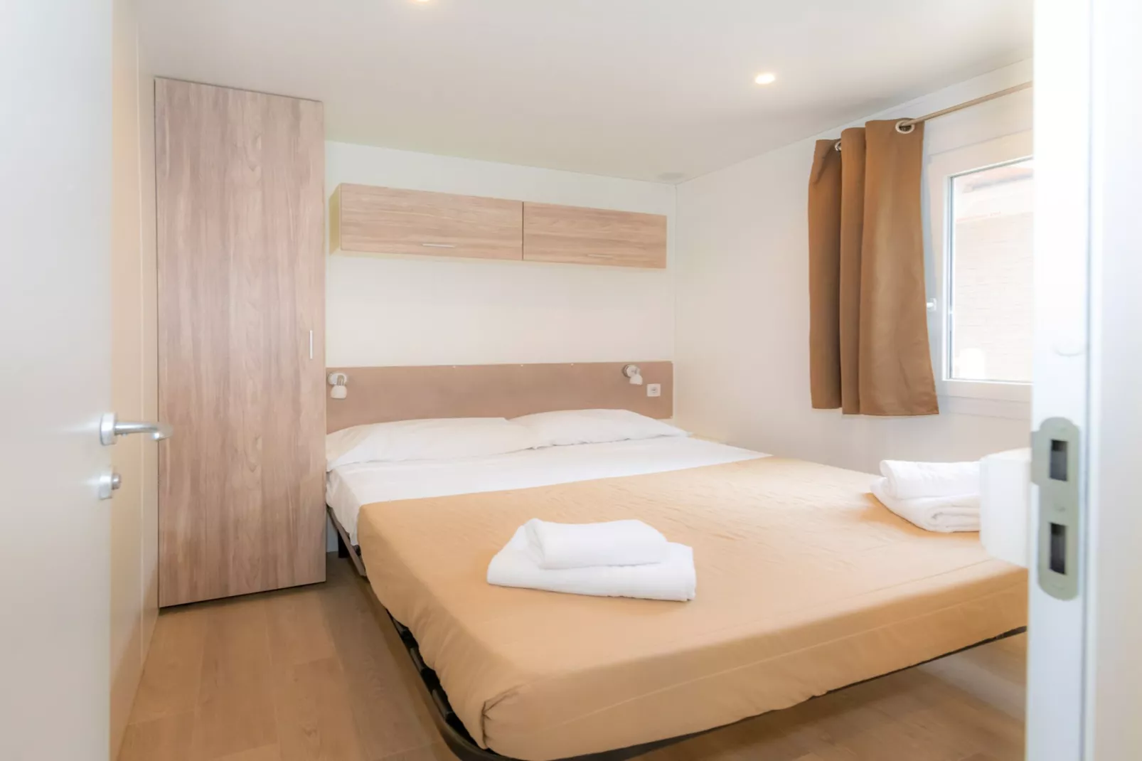 Mobile Homes The Garda Village, Sirmione-Maxi Caravan Prestige