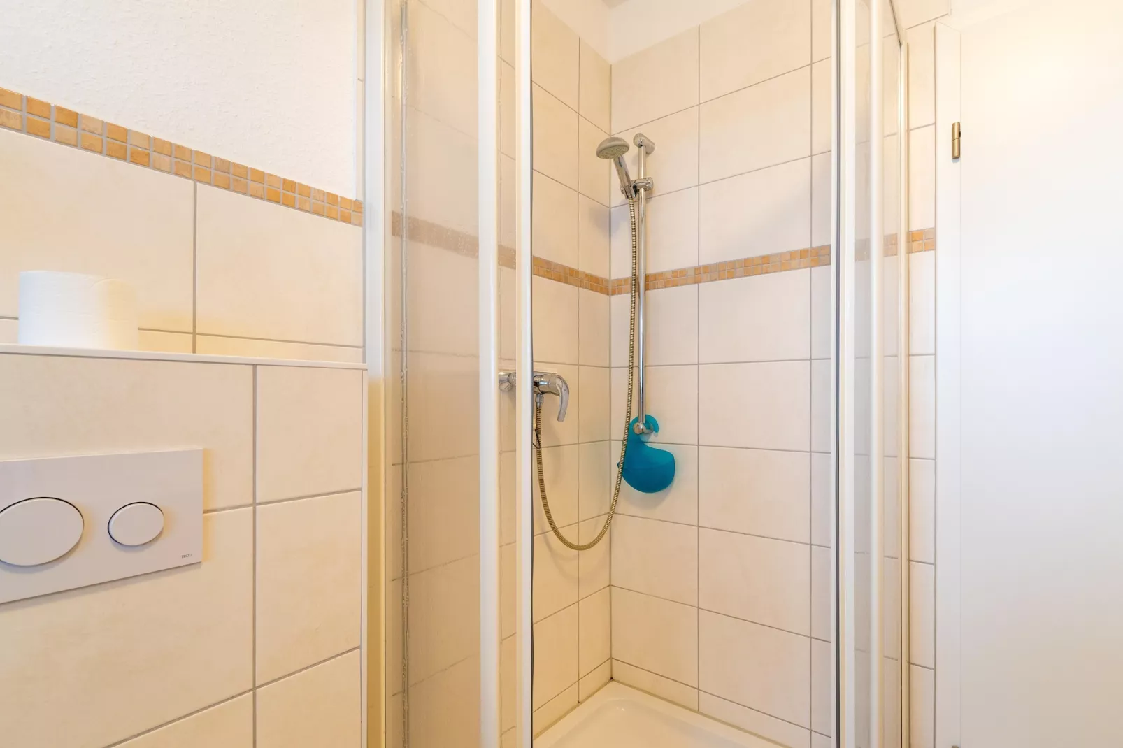 Mitteldeck 413 - Badkamer