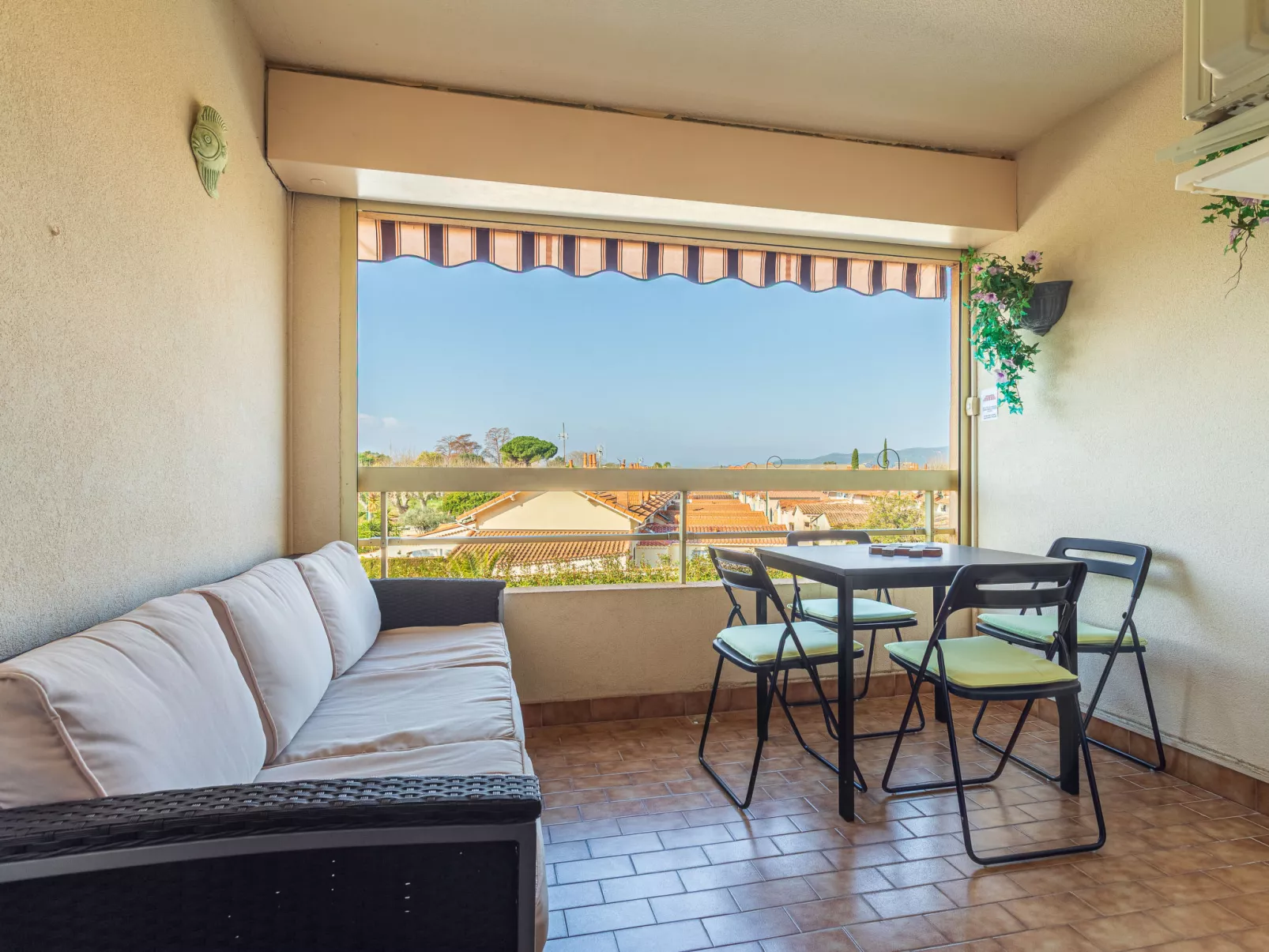 Les Caraïbes - Binnen