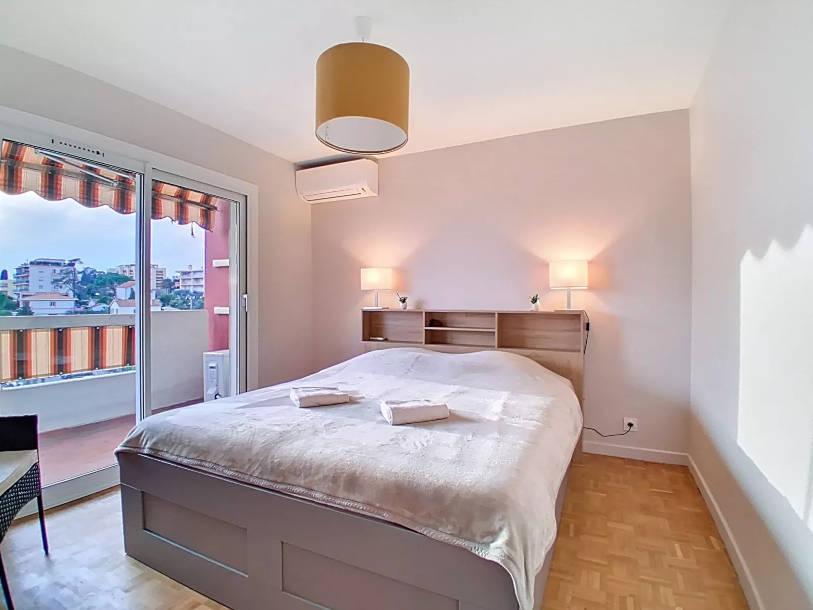 L'Astrolade - Binnen