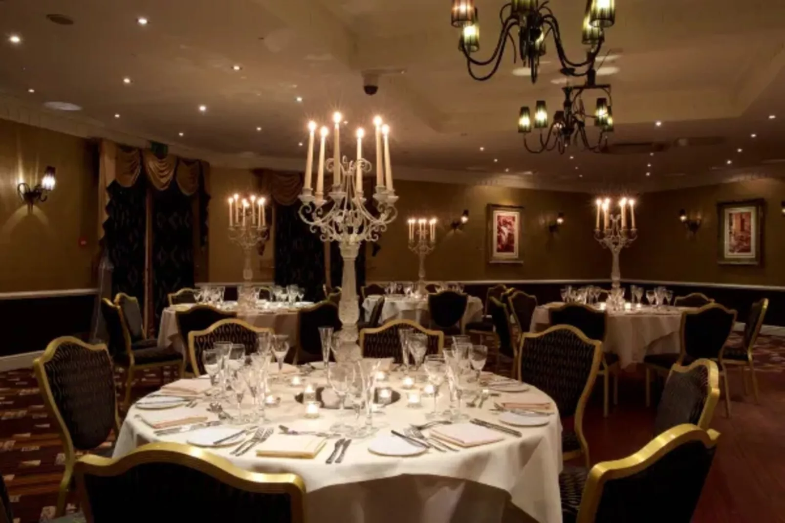 Executive Double Room - Eetkamer