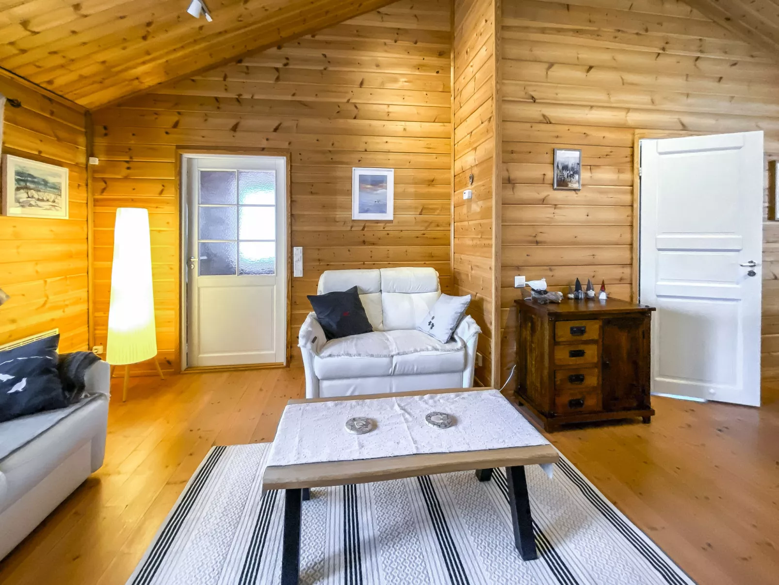 Jerisrannantie 7 - Binnen