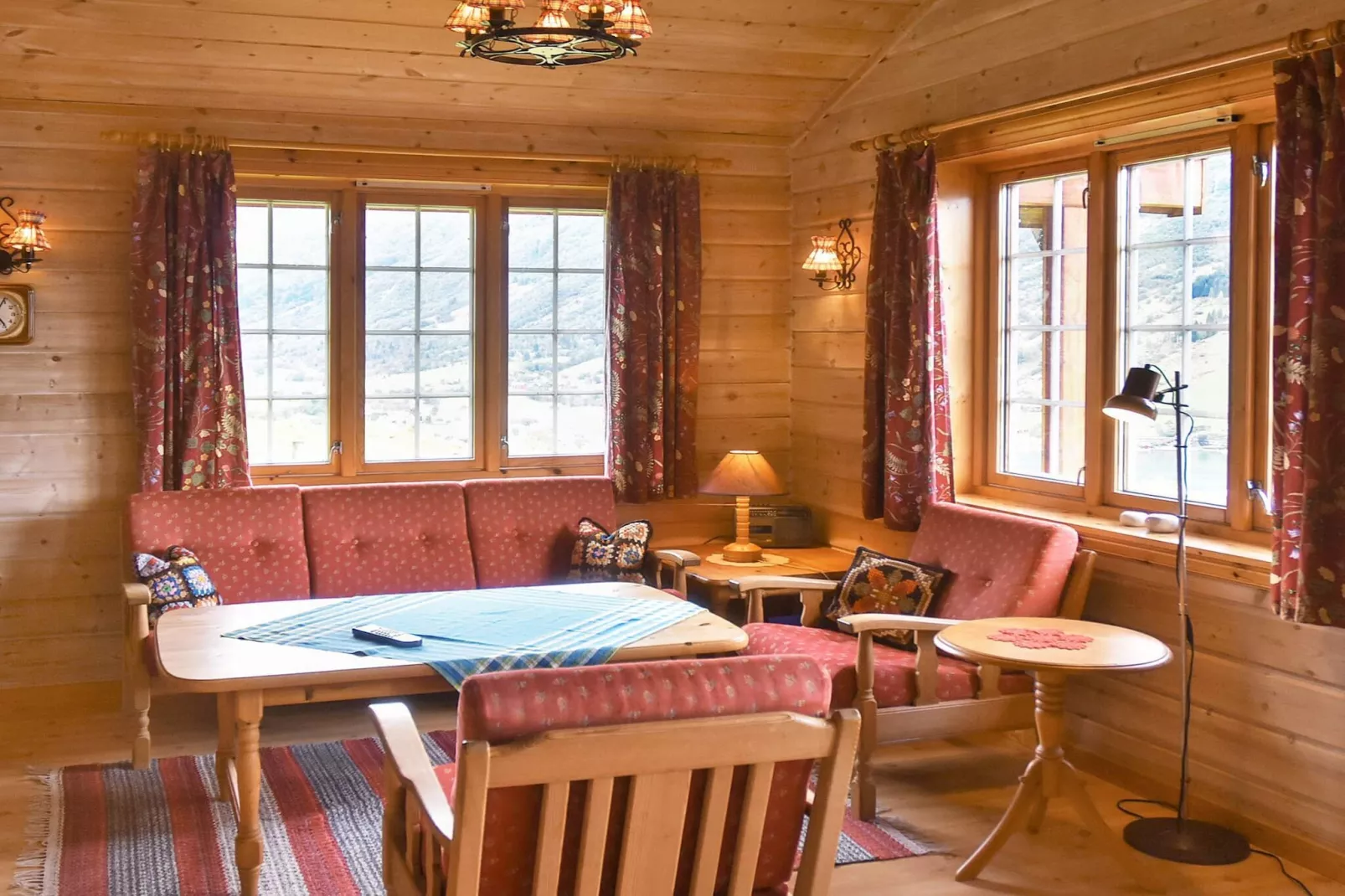 4 persoons vakantie huis in olden - Binnen