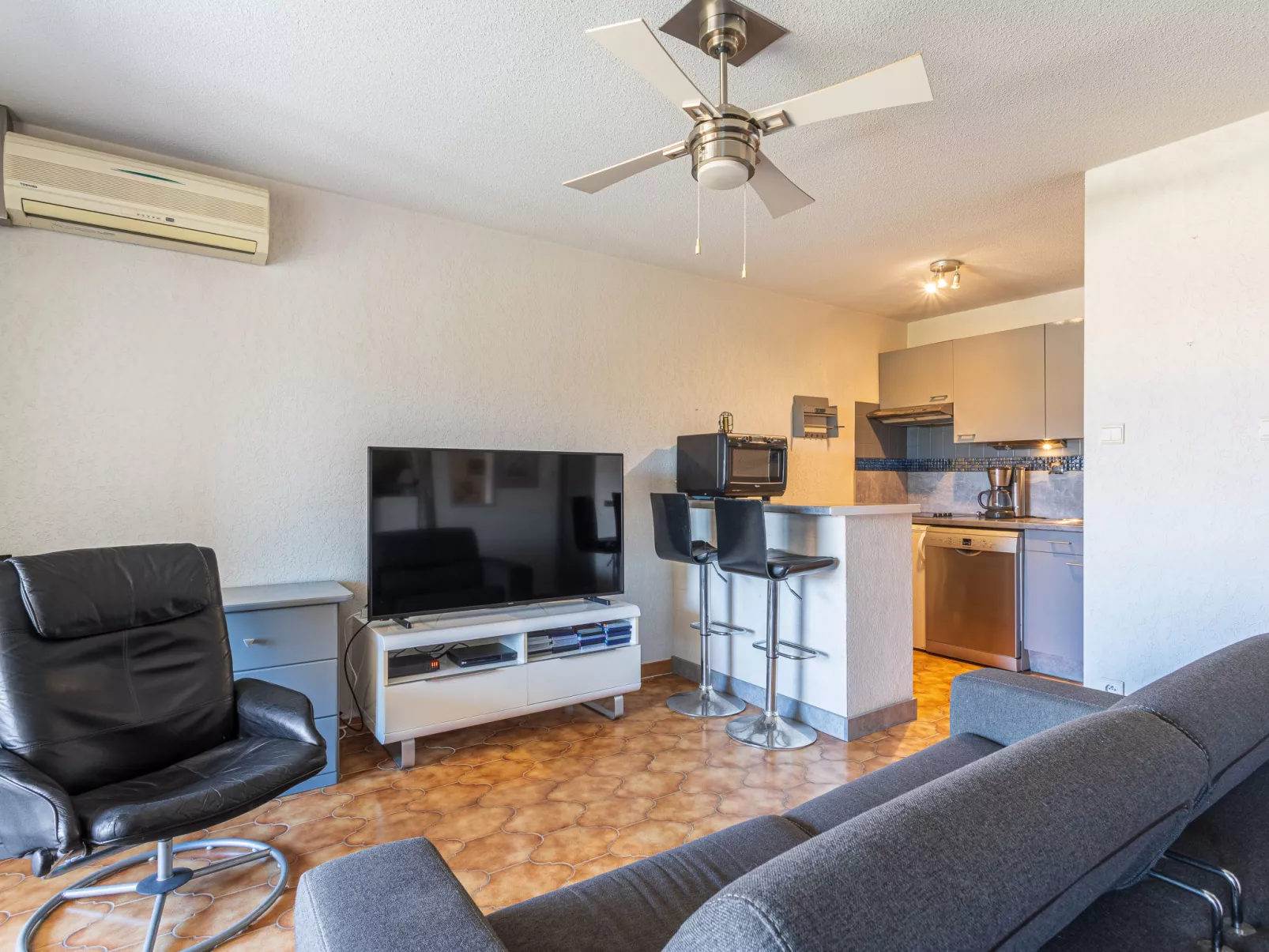 Les Caraïbes - Binnen