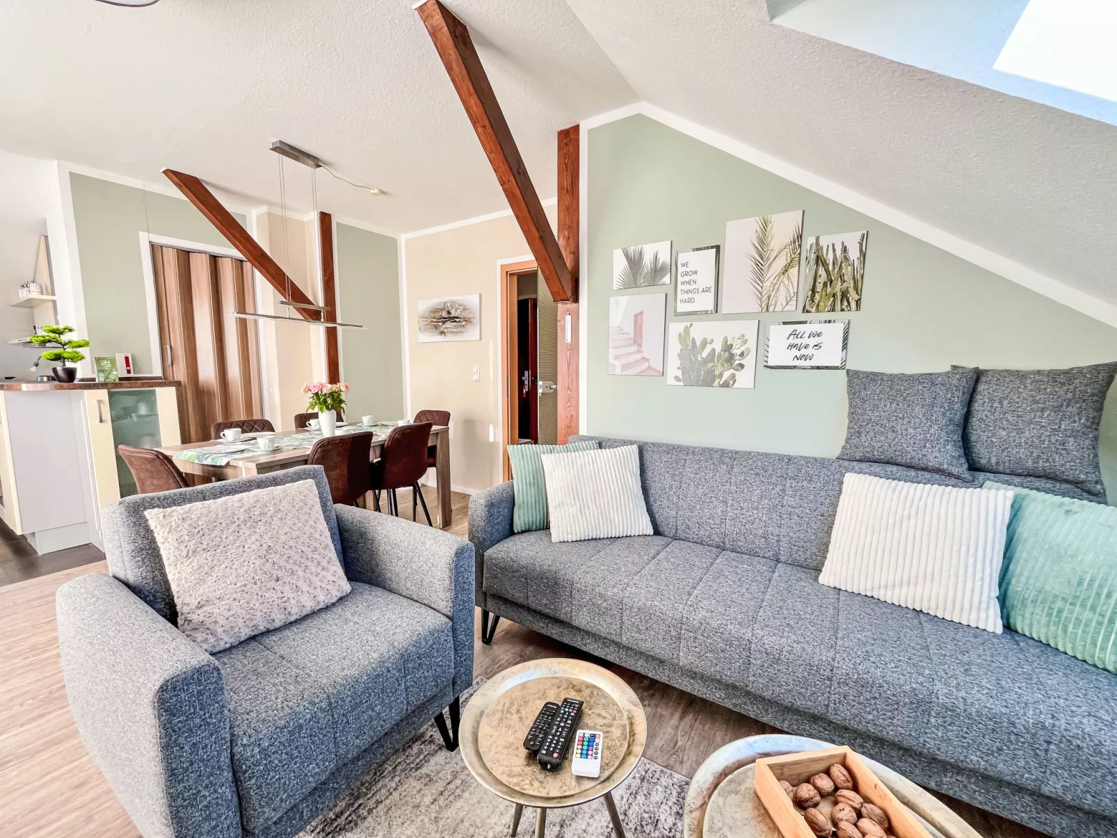 Haus an der Sonne - Binnen