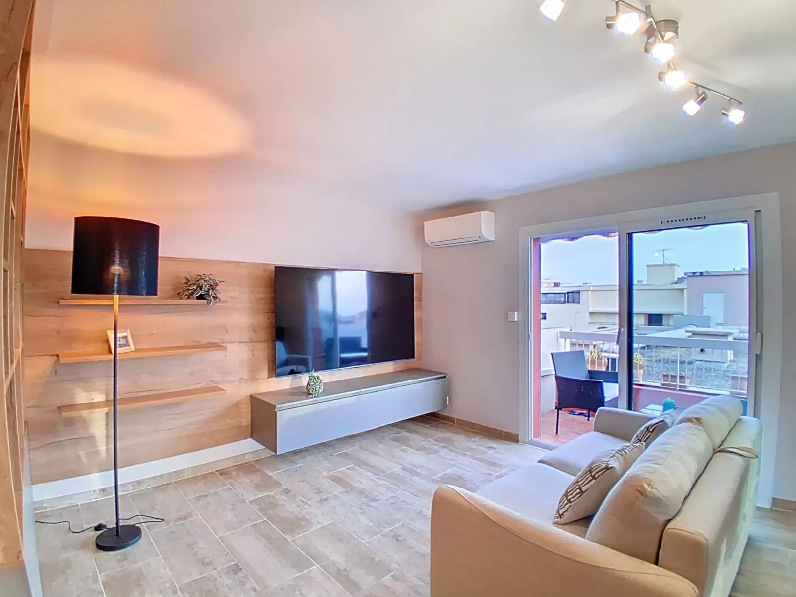 L'Astrolade - Binnen