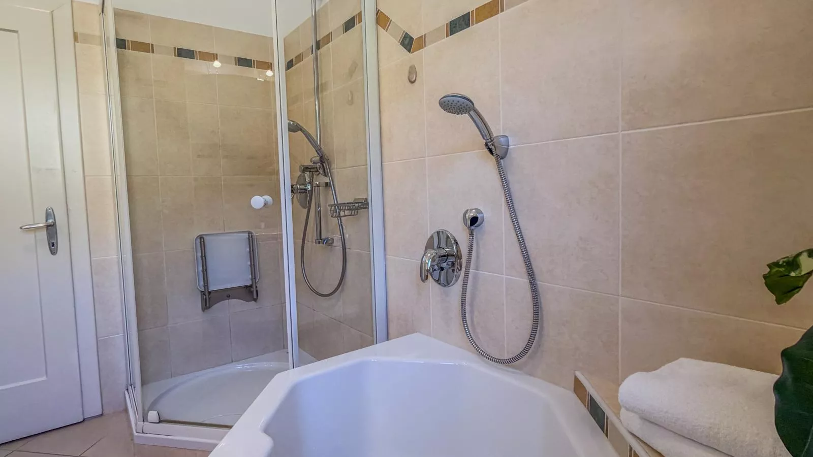 Jukbichl 1 - Badkamer