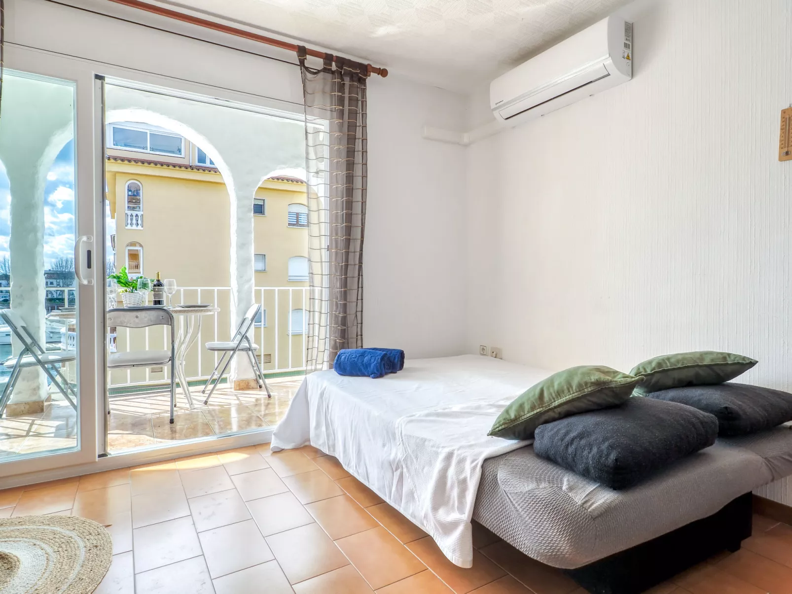 Canal Port Empuries - Binnen