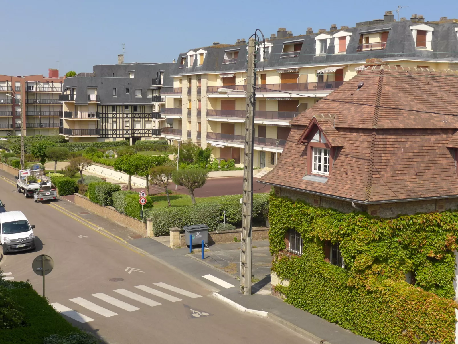 Prince Albert - Buiten