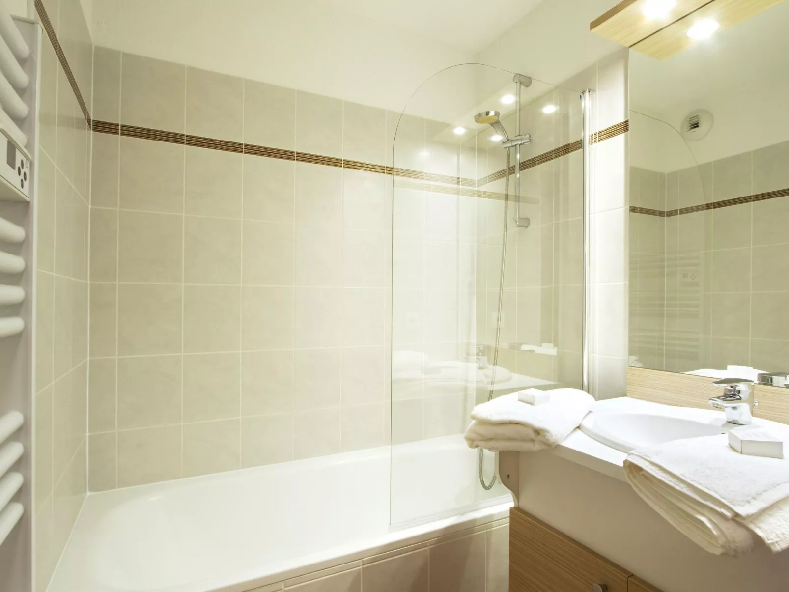 Odalys Référence Le Grand Panorama 1 - Binnen