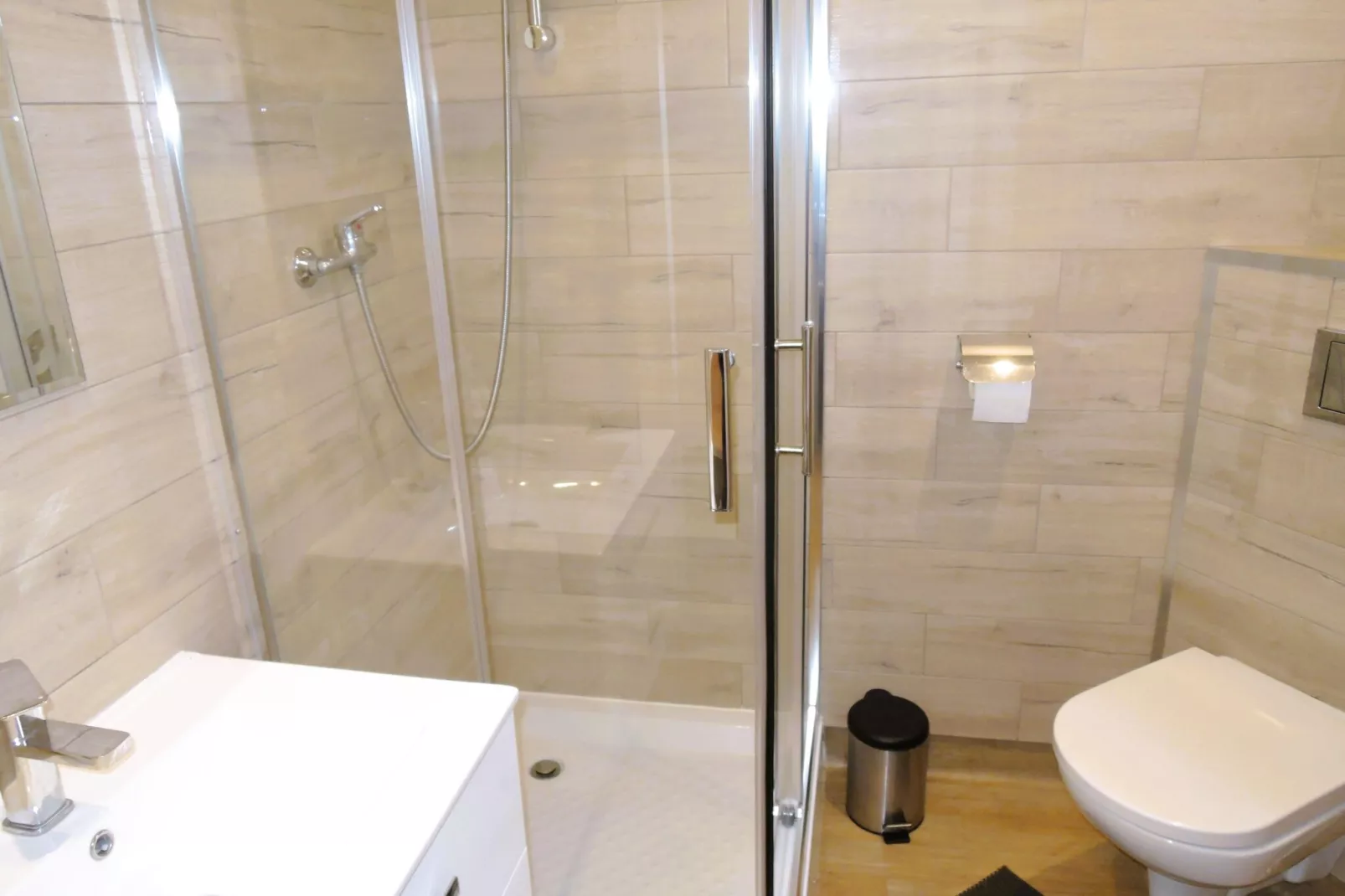 Terraced Houses for 6 persons in Dziwnow - Badkamer