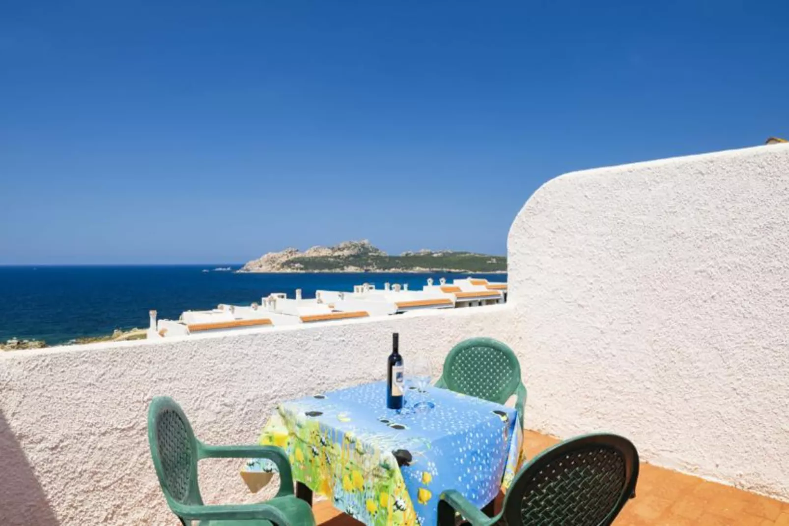 RESIDENCE BAIA SANTA REPARATA - APARTMENT 1 BEDROOM 3 PAX - BALCONY SEA VIEW B3VM - Terrasbalkon