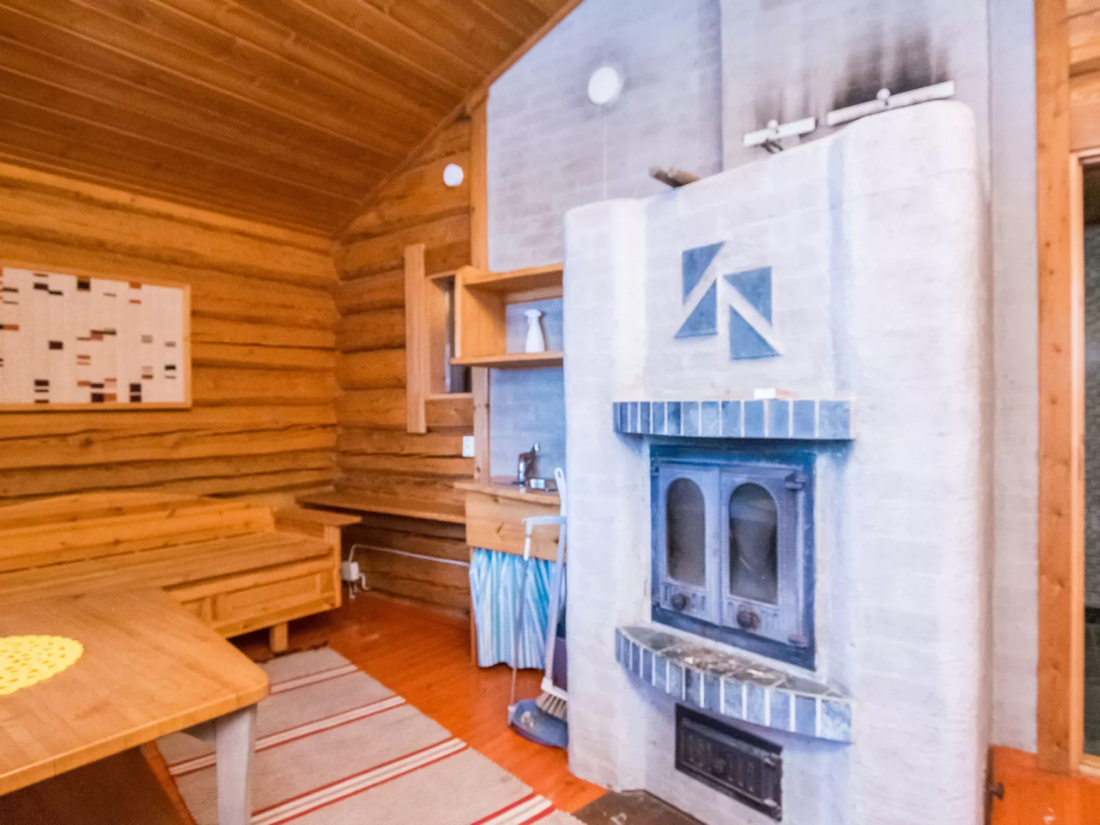 Luhtalemmikki - Binnen