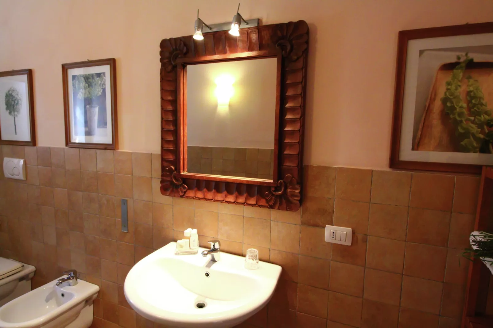 Ginestra - Badkamer