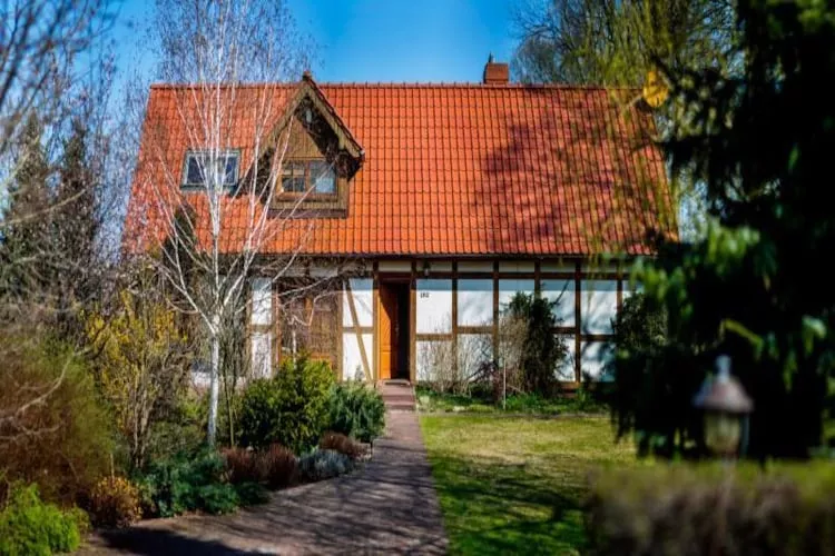 Dom wakacyjny w Karwieńskich Błotach - Buitenlucht