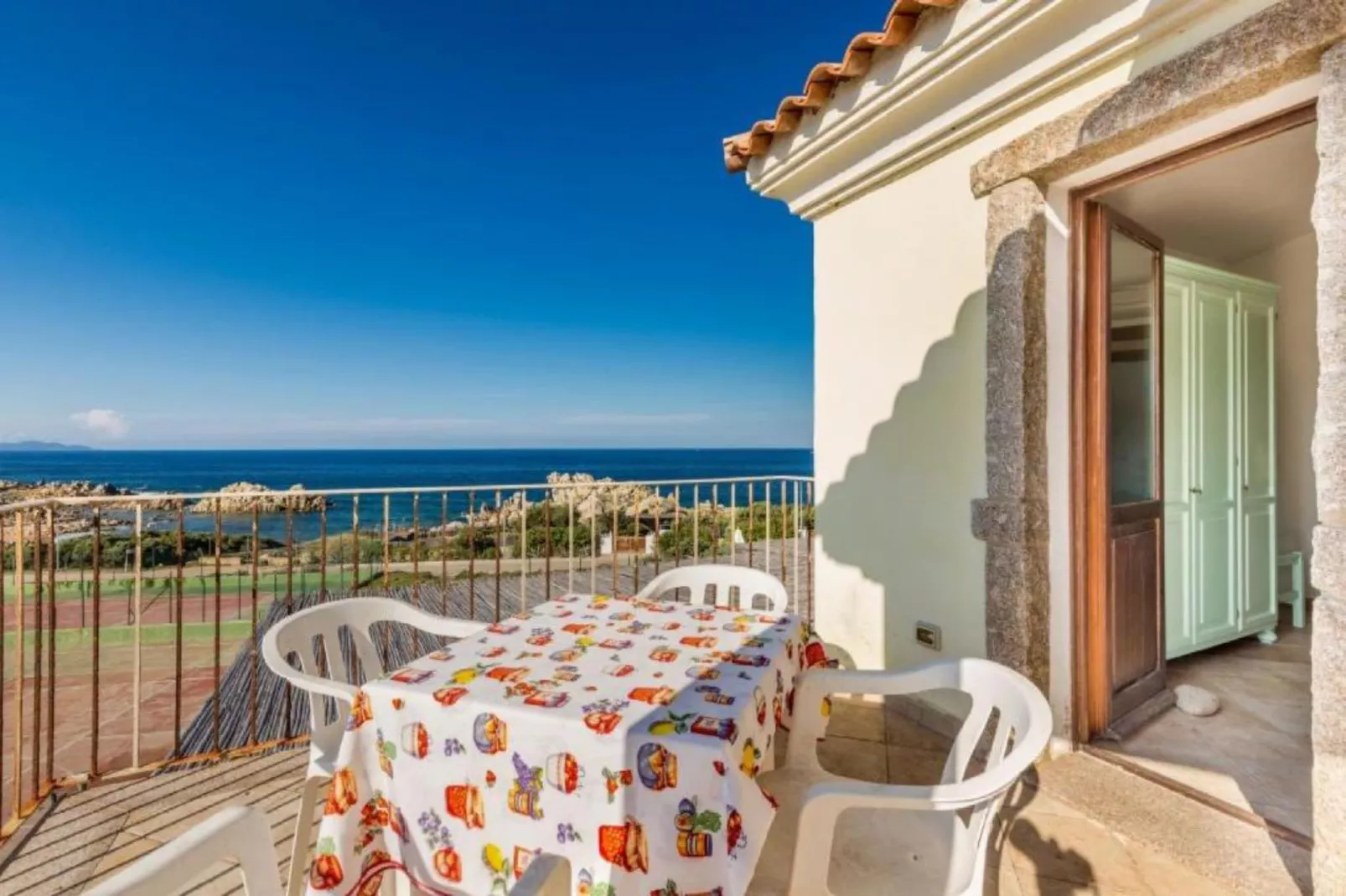 RESIDENCE BAIA SANTA REPARATA - THREE-ROOM APARTMENT 4 PAX WITH BALCONY SEA VIEW - TWO - Terrasbalkon