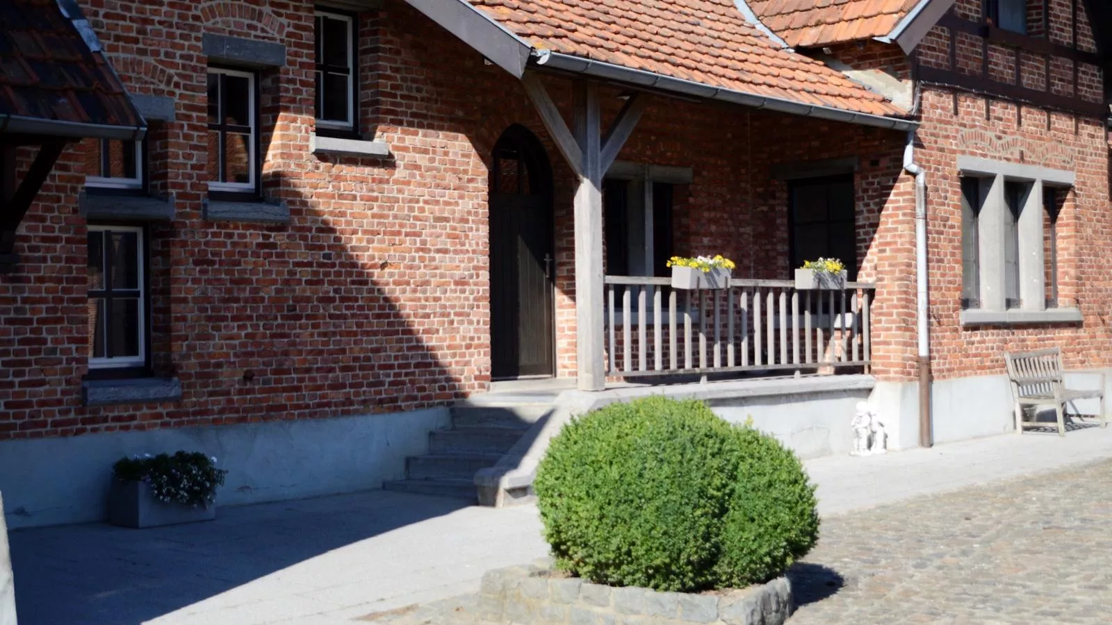 Rozenberghoeve - Buitenkant zomer