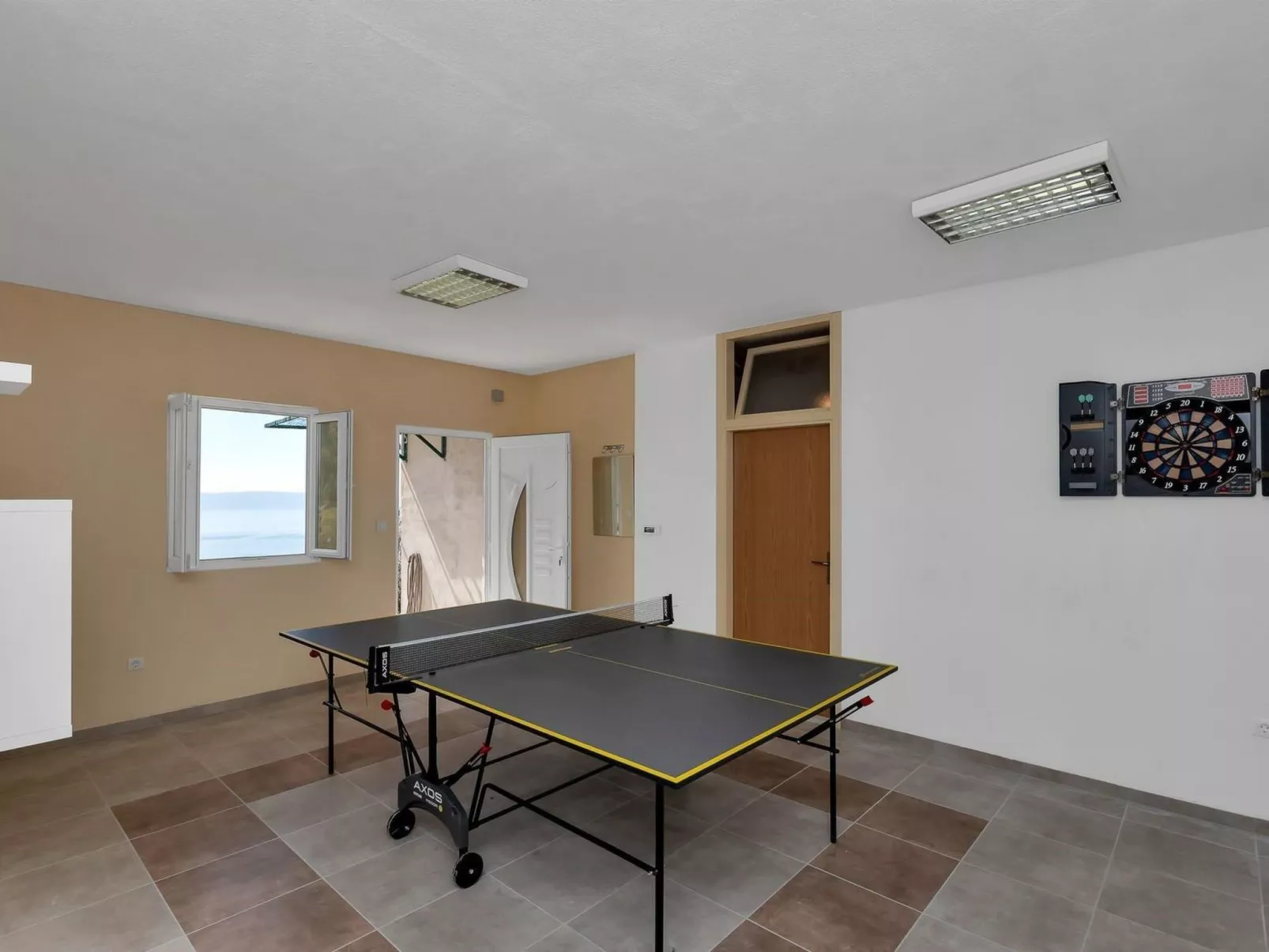 Villa Makar - Image-tags.info