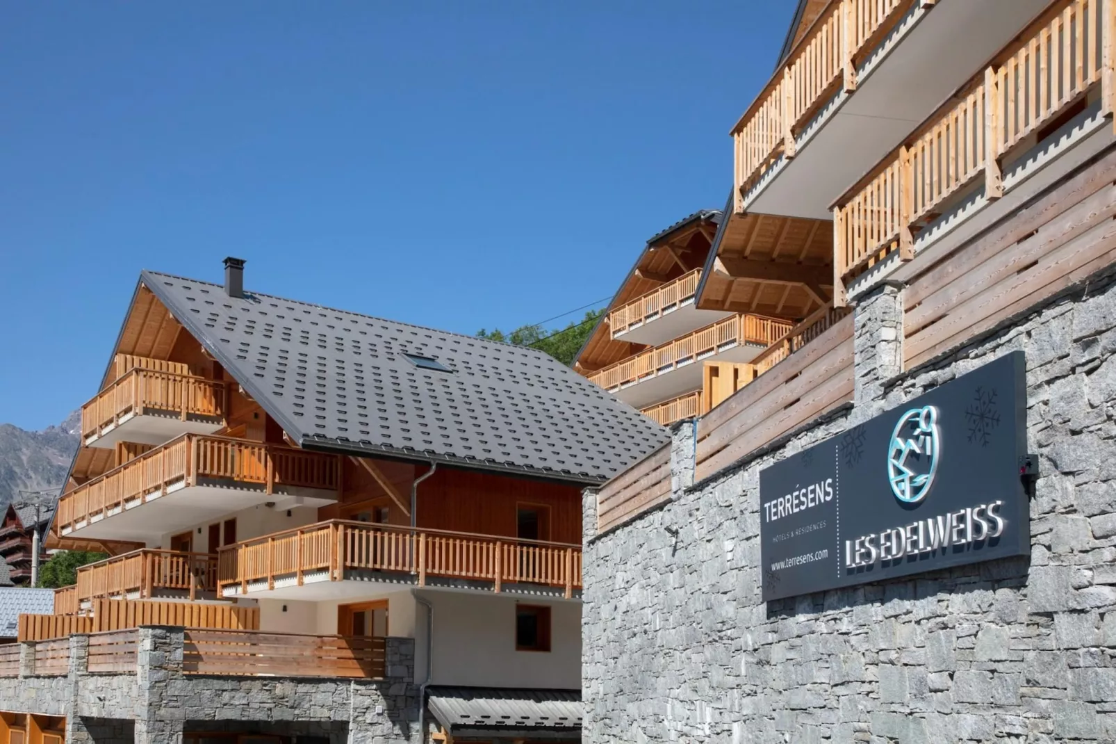 VAUJANY Edelweiss-A48S - Buitenkant zomer